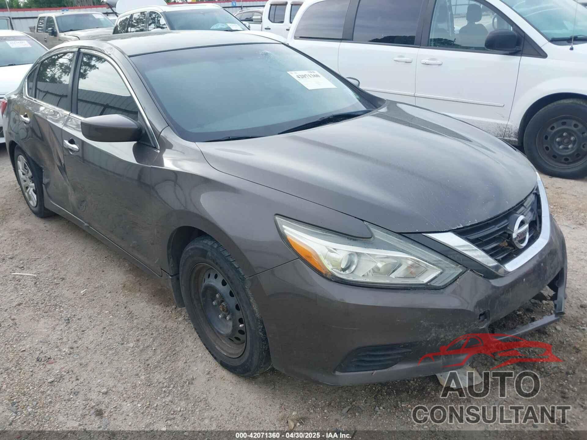 NISSAN ALTIMA 2017 - 1N4AL3AP4HN310066