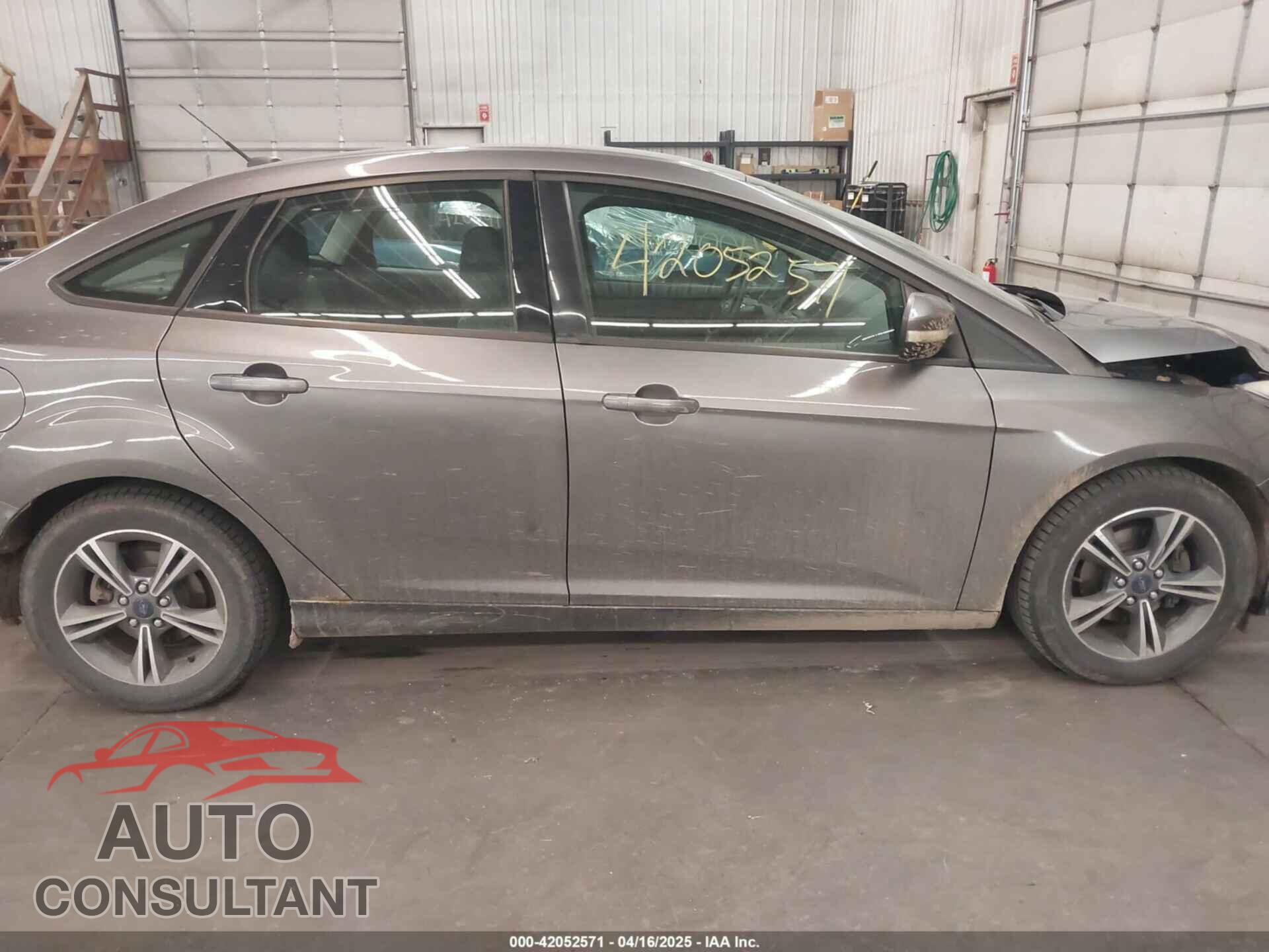 FORD FOCUS 2014 - 1FADP3F21EL299940