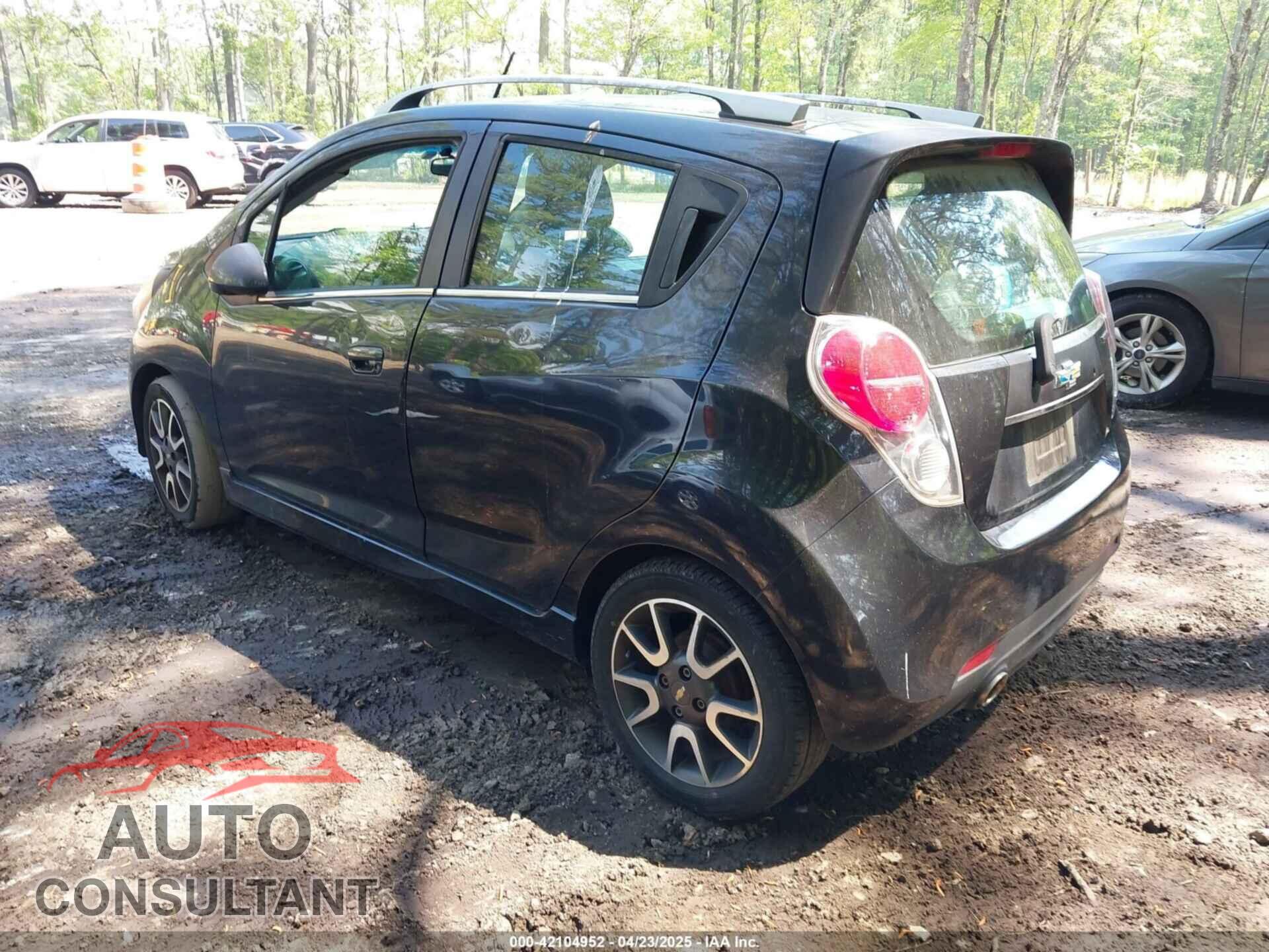CHEVROLET SPARK 2013 - KL8CF6S98DC606962
