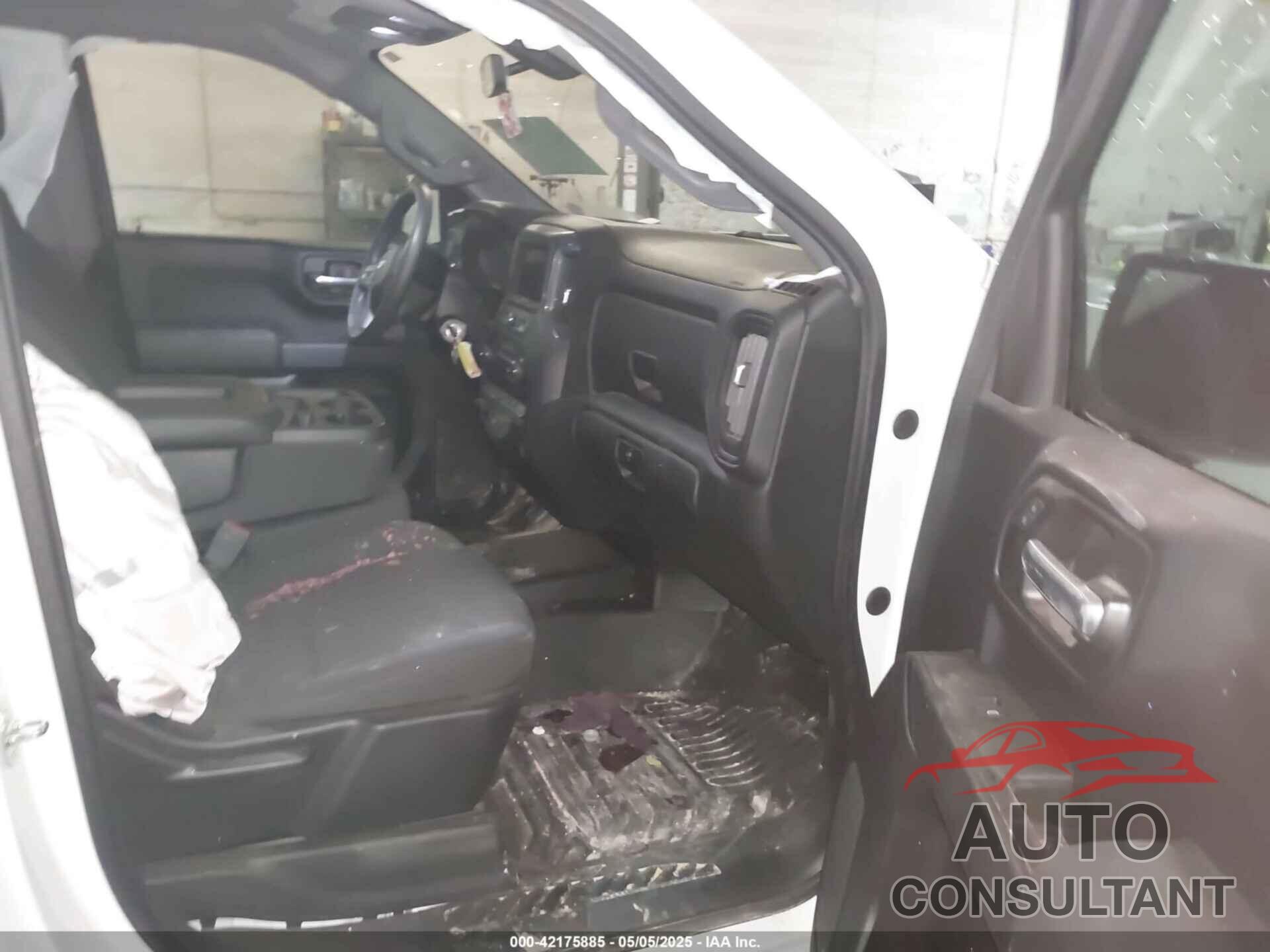 CHEVROLET SILVERADO 1500 2020 - 1GCRWAEF6LZ290561