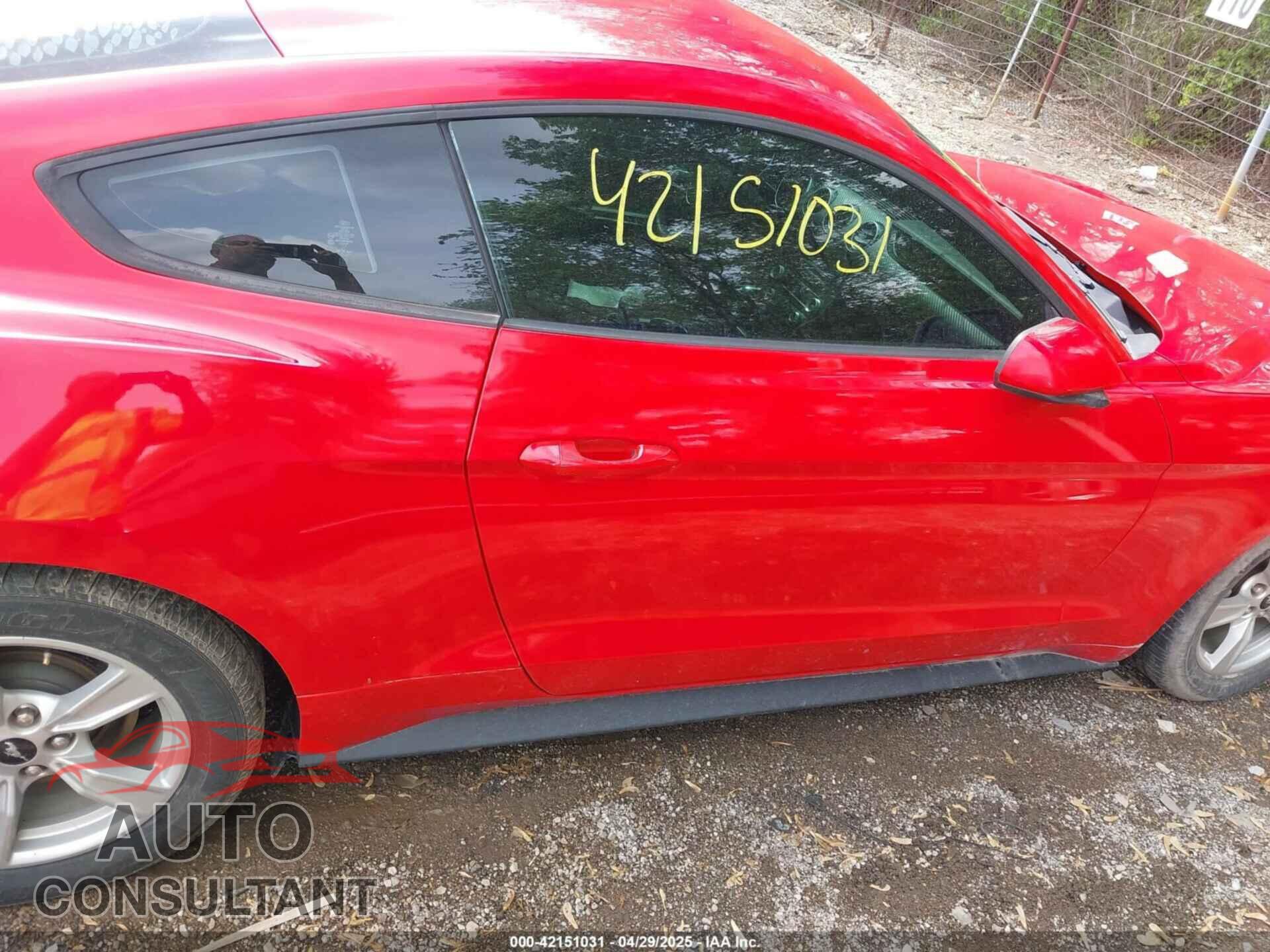 FORD MUSTANG 2020 - 1FA6P8TH2L5122958