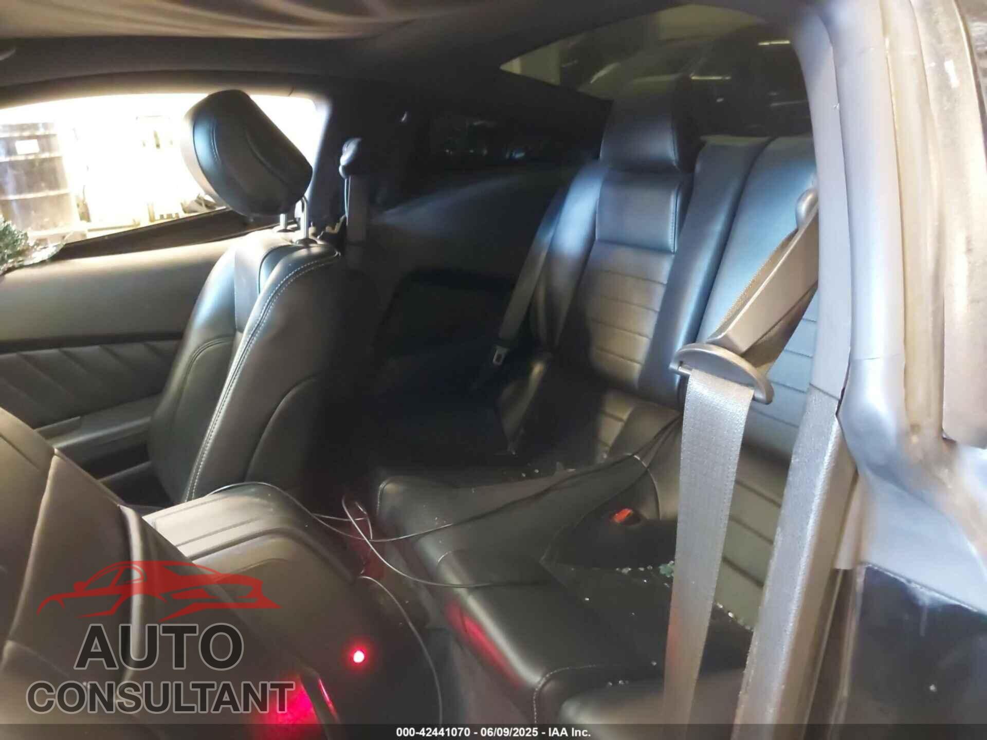 FORD MUSTANG 2013 - 1ZVBP8CF3D5260675