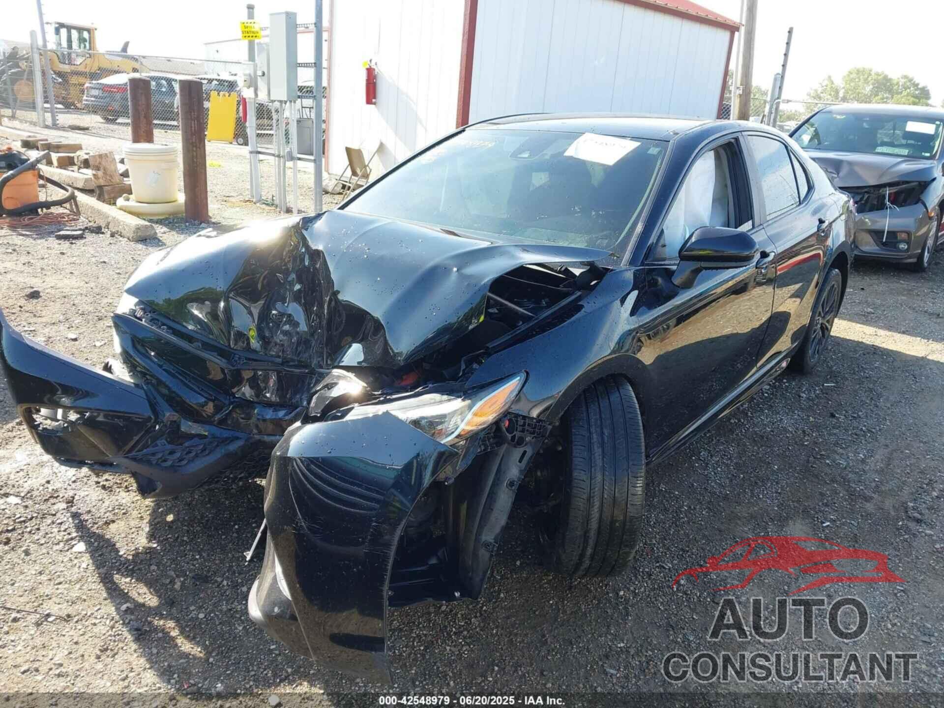 TOYOTA CAMRY 2019 - 4T1B11HK3KU275516