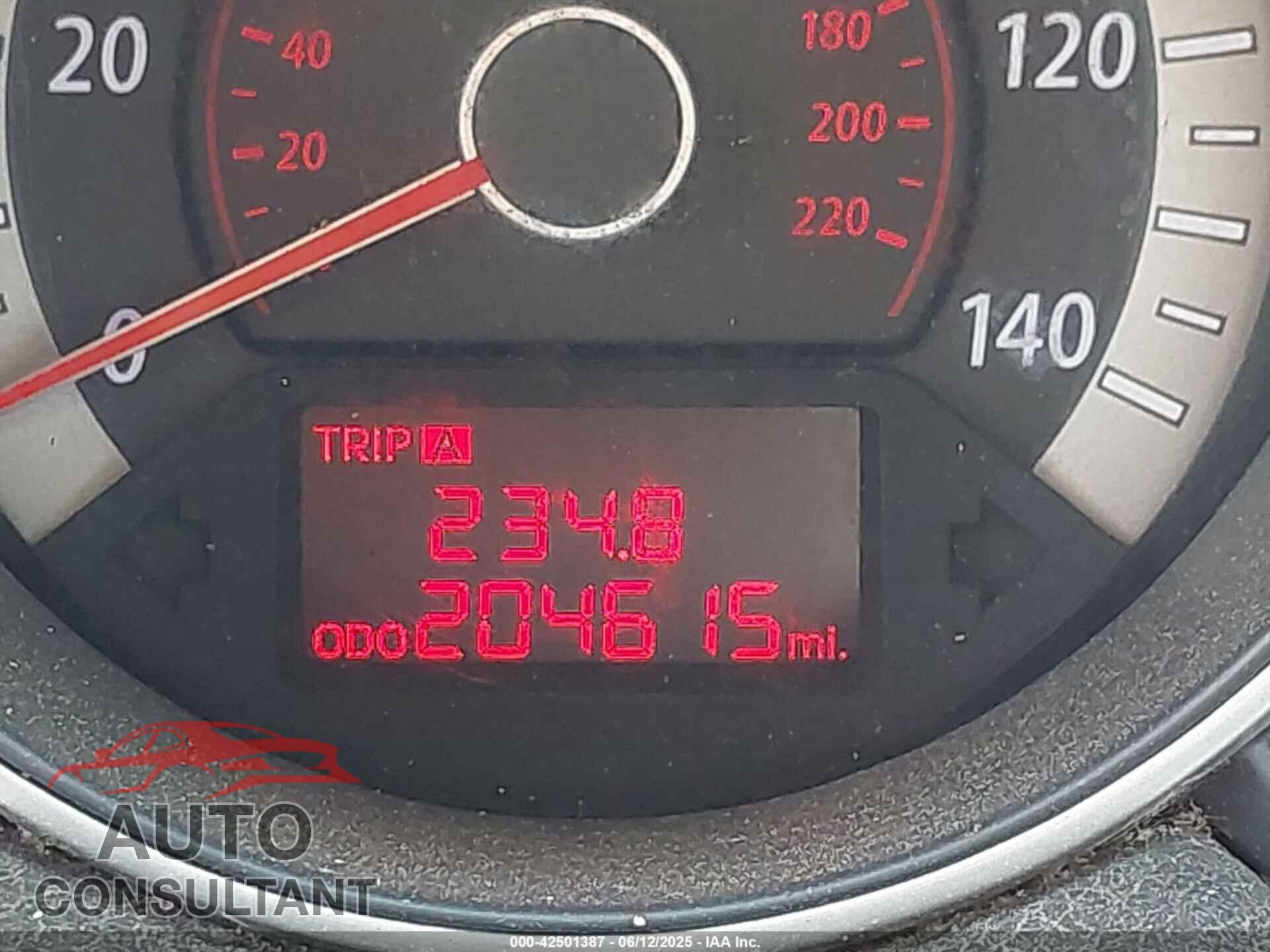KIA FORTE 2011 - KNAFU4A28B5379645