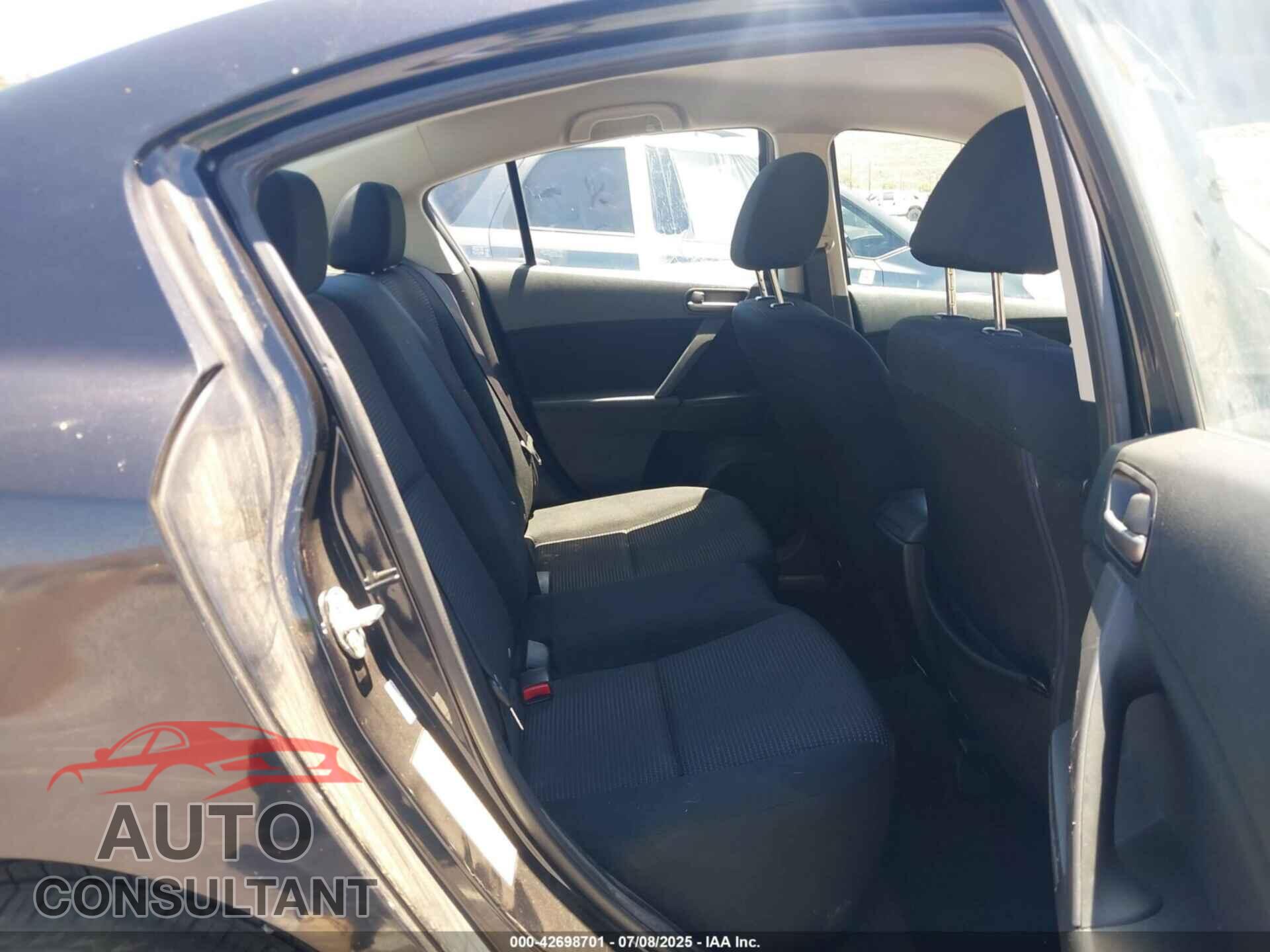 MAZDA MAZDA3 2013 - JM1BL1UP8D1731515