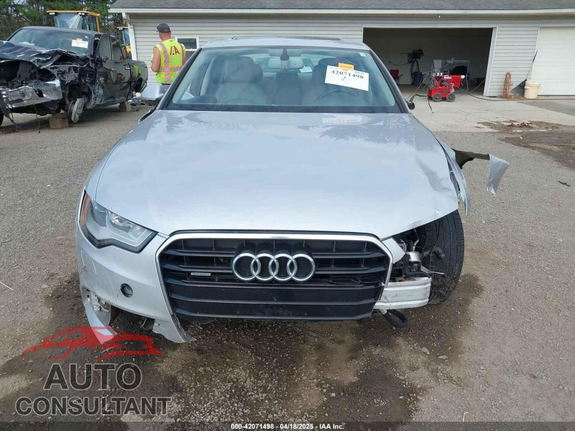 AUDI A6 2012 - WAUBGAFC4CN008151