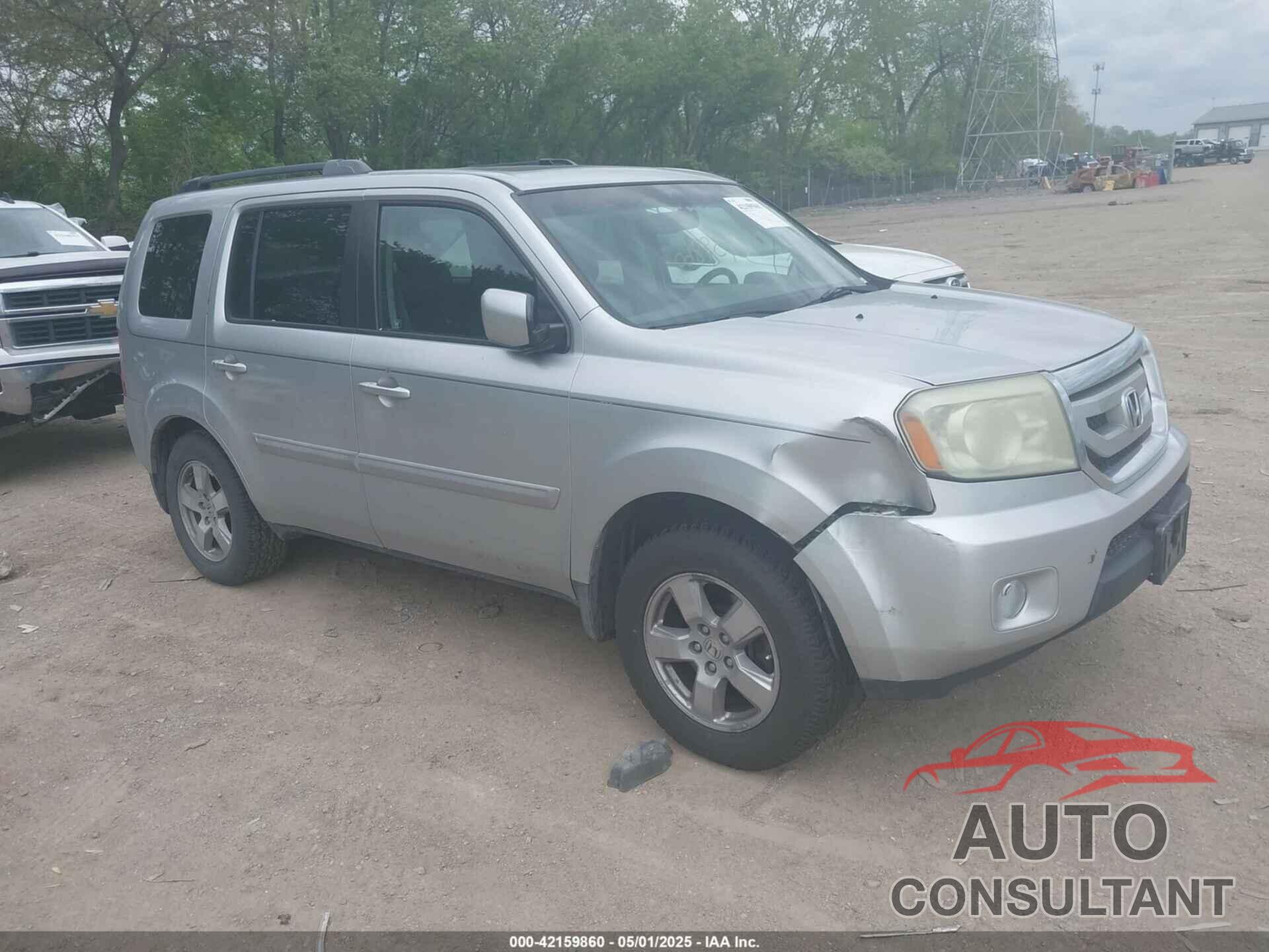 HONDA PILOT 2011 - 5FNYF4H52BB011580