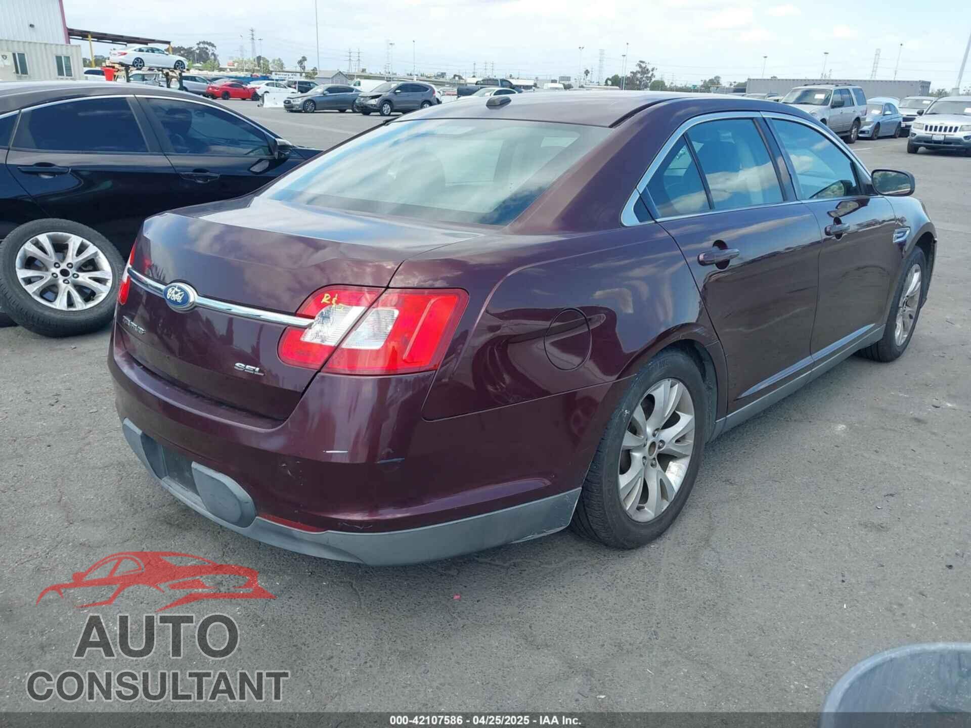 FORD TAURUS 2011 - 1FAHP2EW8BG137937
