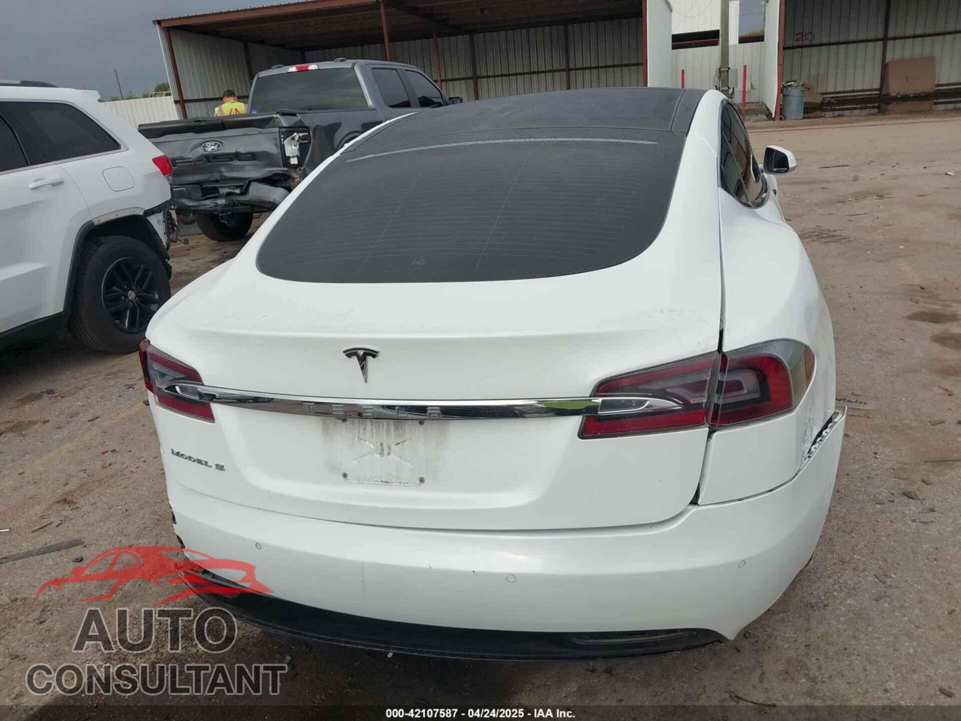 TESLA MODEL S 2016 - 5YJSA1E12GF172359