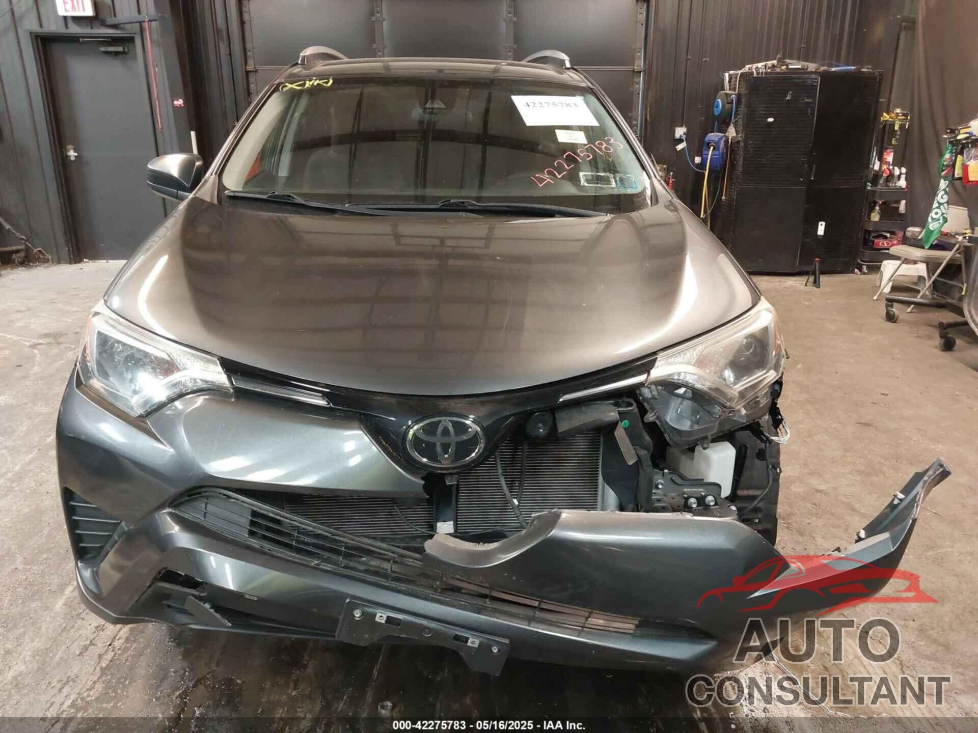 TOYOTA RAV4 2018 - JTMBFREVXJJ732745