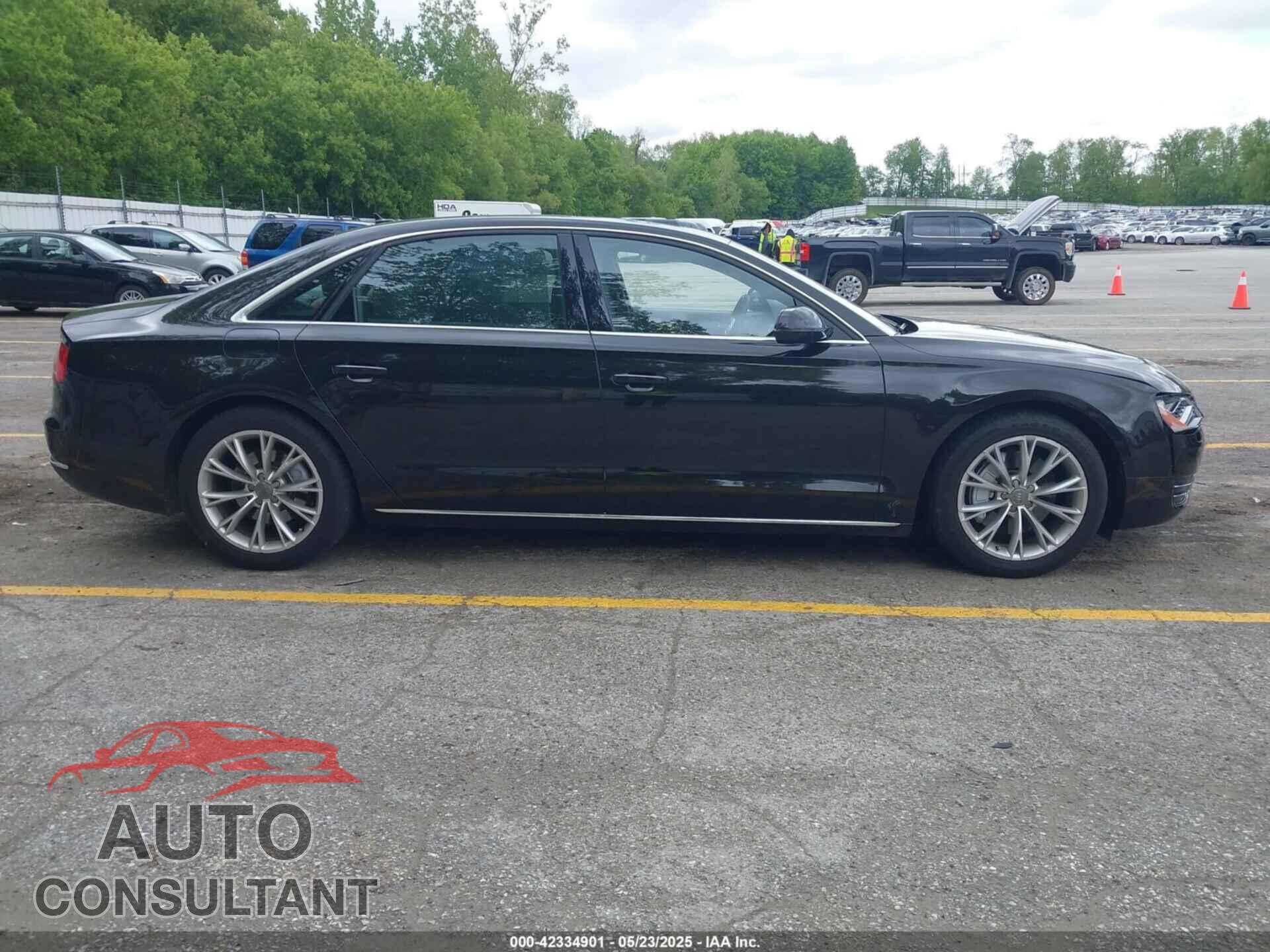 AUDI A8 L 2013 - WAURGAFD8DN012938