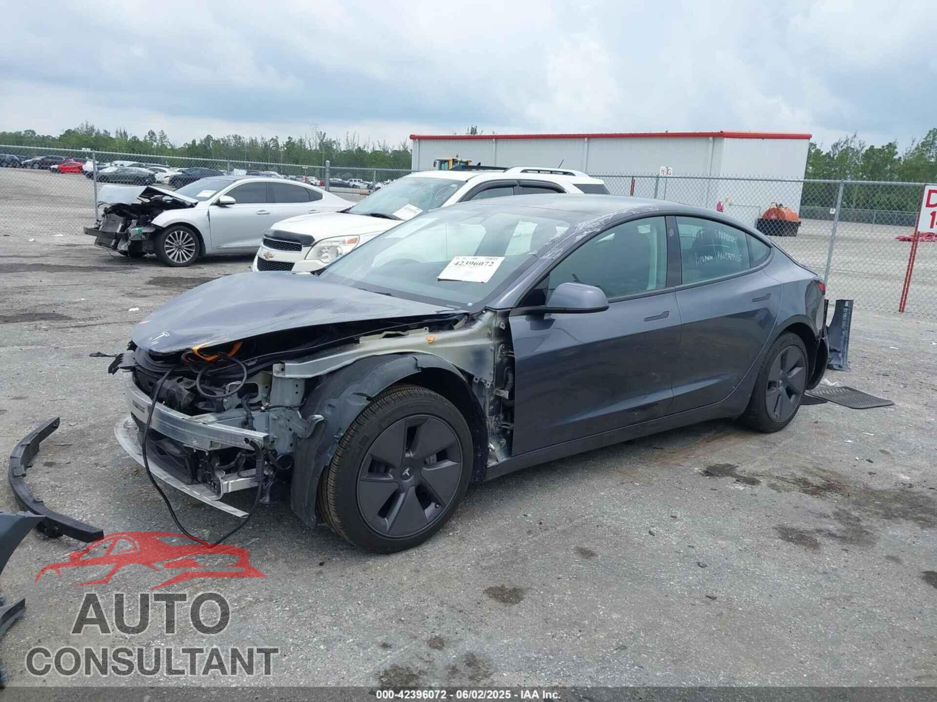 TESLA MODEL 3 2023 - 5YJ3E1EAXPF434783