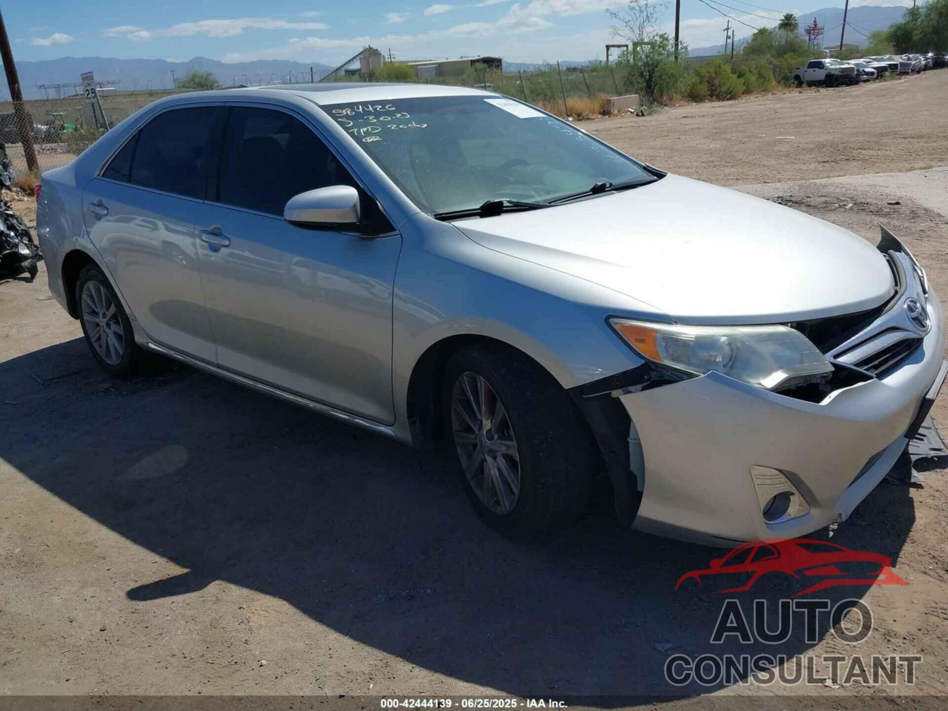 TOYOTA CAMRY 2014 - 4T4BF1FK9ER433498