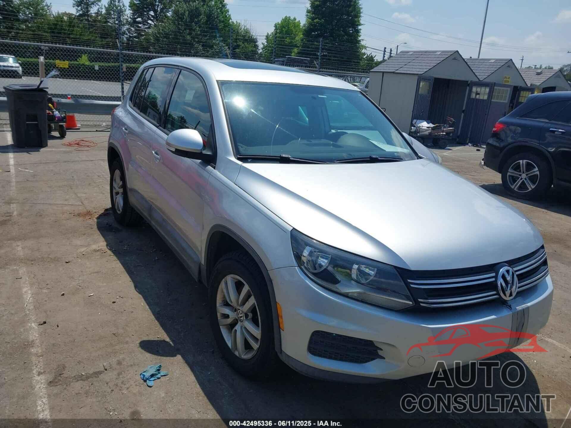 VOLKSWAGEN TIGUAN 2013 - WVGAV3AX4DW579821