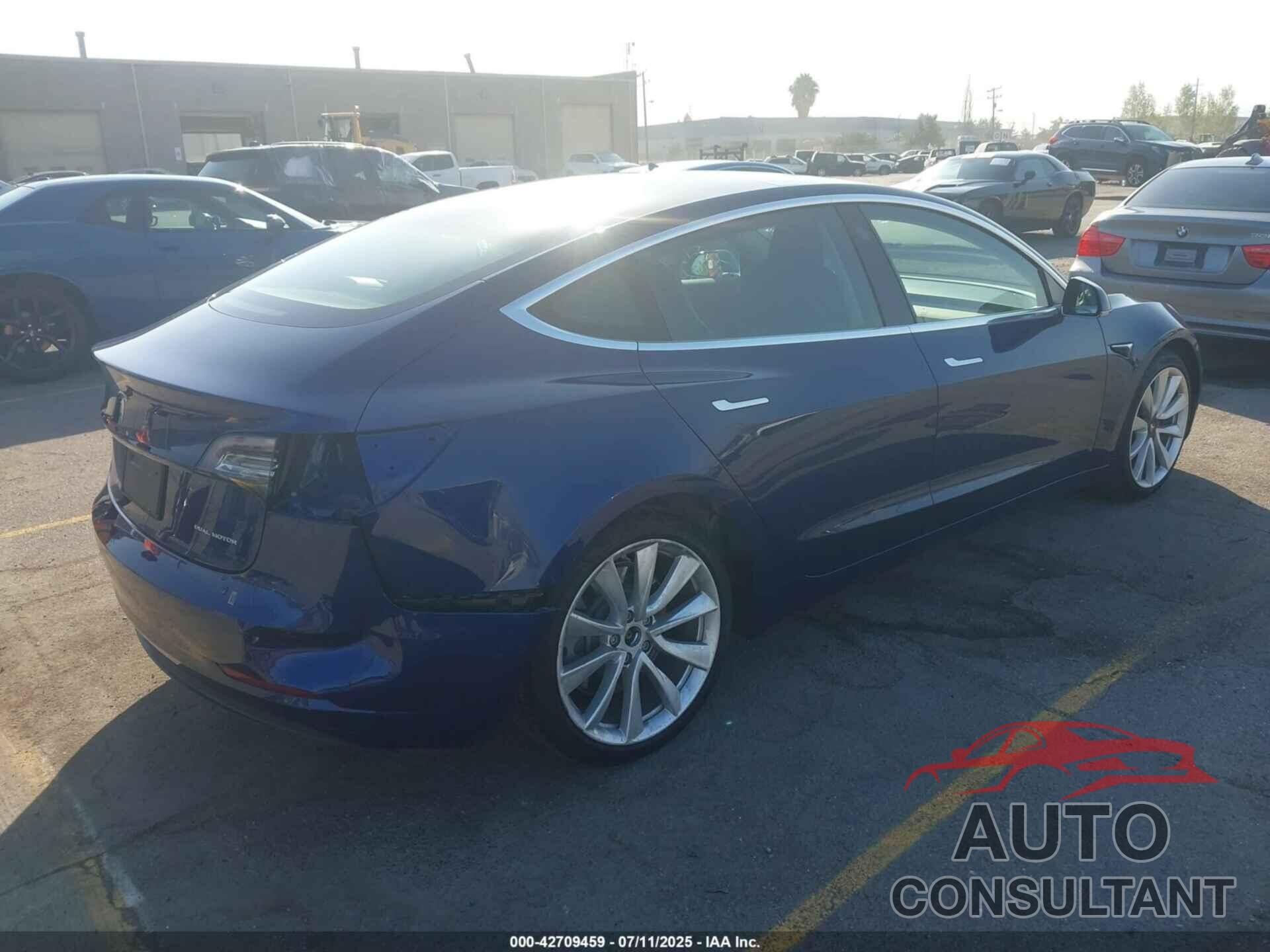 TESLA MODEL 3 2019 - 5YJ3E1EB0KF187386