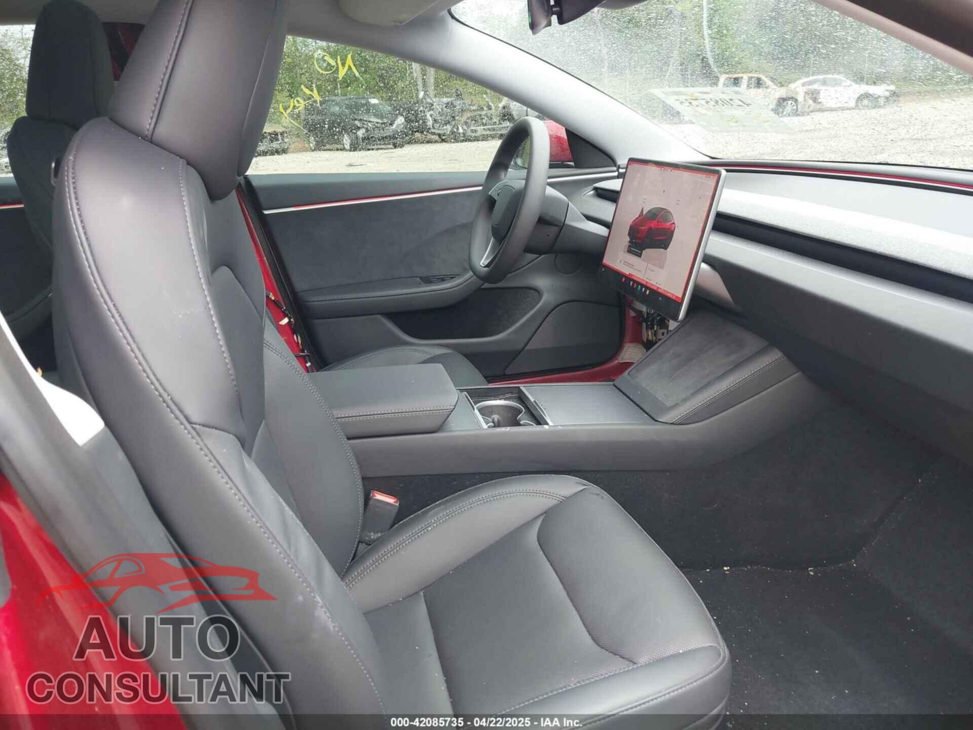 TESLA MODEL 3 2024 - 5YJ3E1EBXRF810684