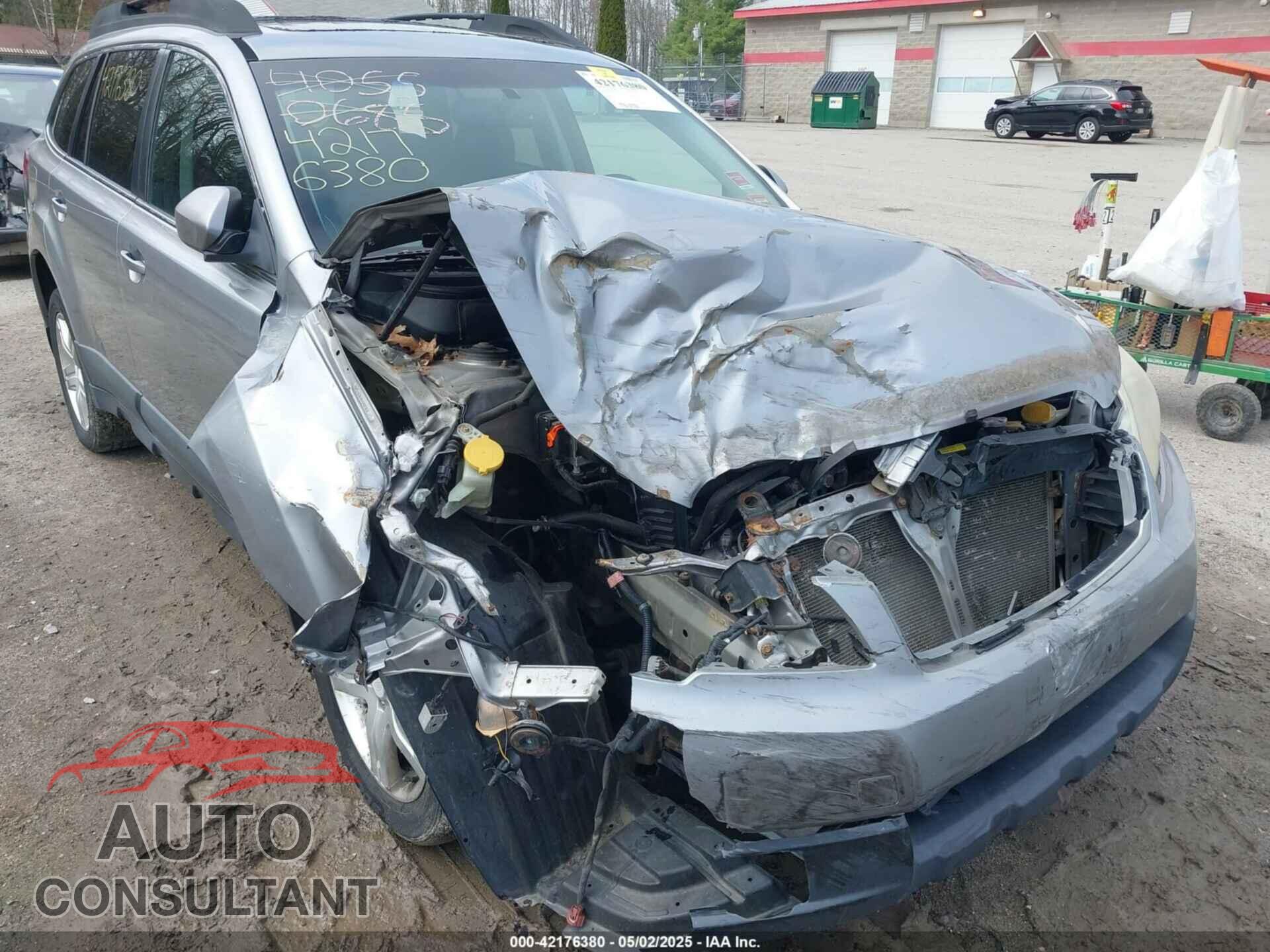 SUBARU OUTBACK 2011 - 4S4BRBGC7B3353472