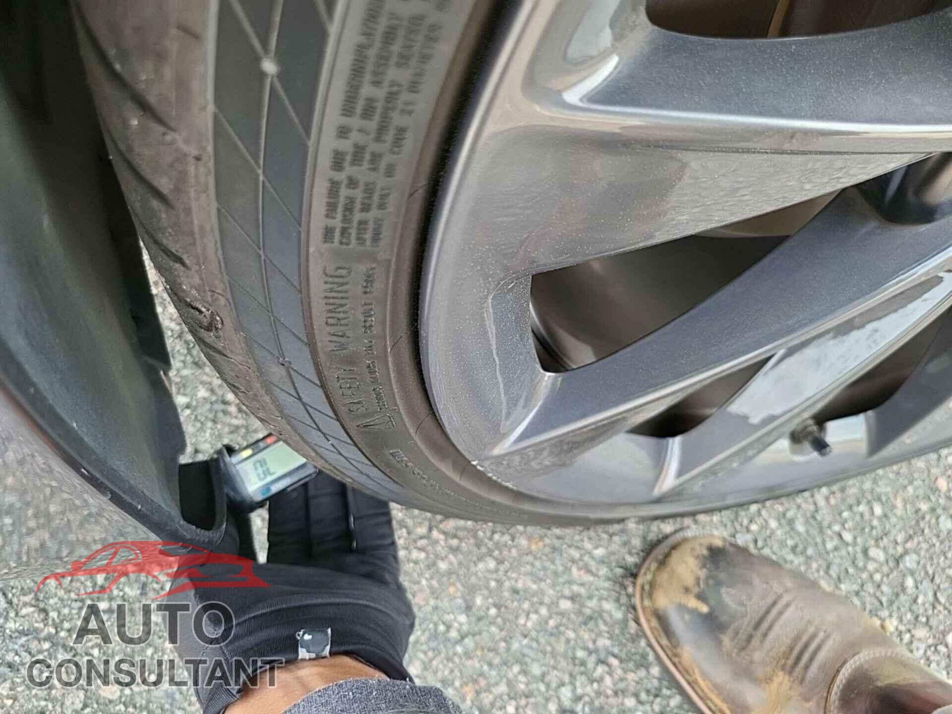 TESLA MODEL S 2020 - 5YJSA1E24LF355944