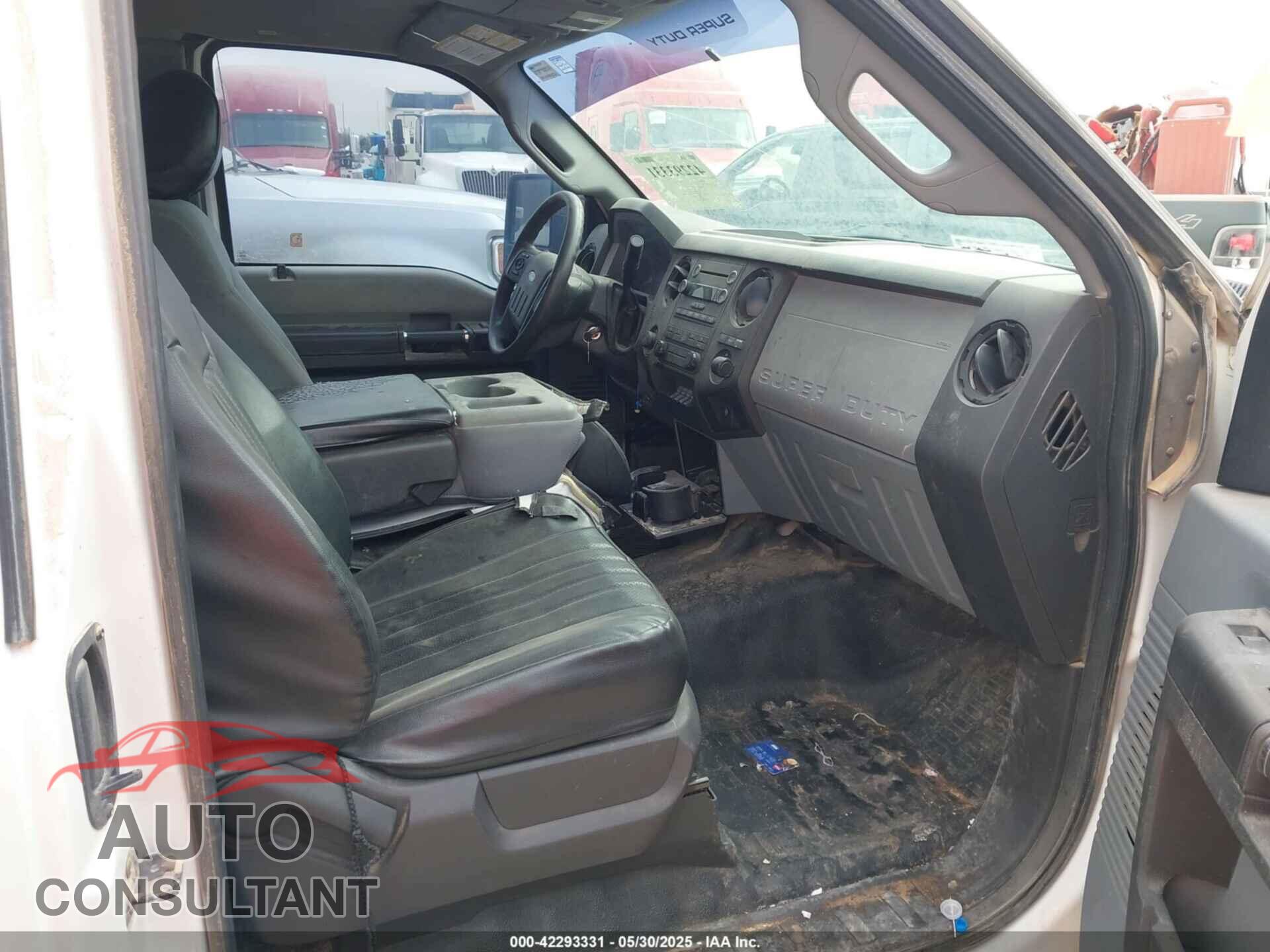 FORD F-350 CHASSIS 2015 - 1FD7X3E68FEA71639