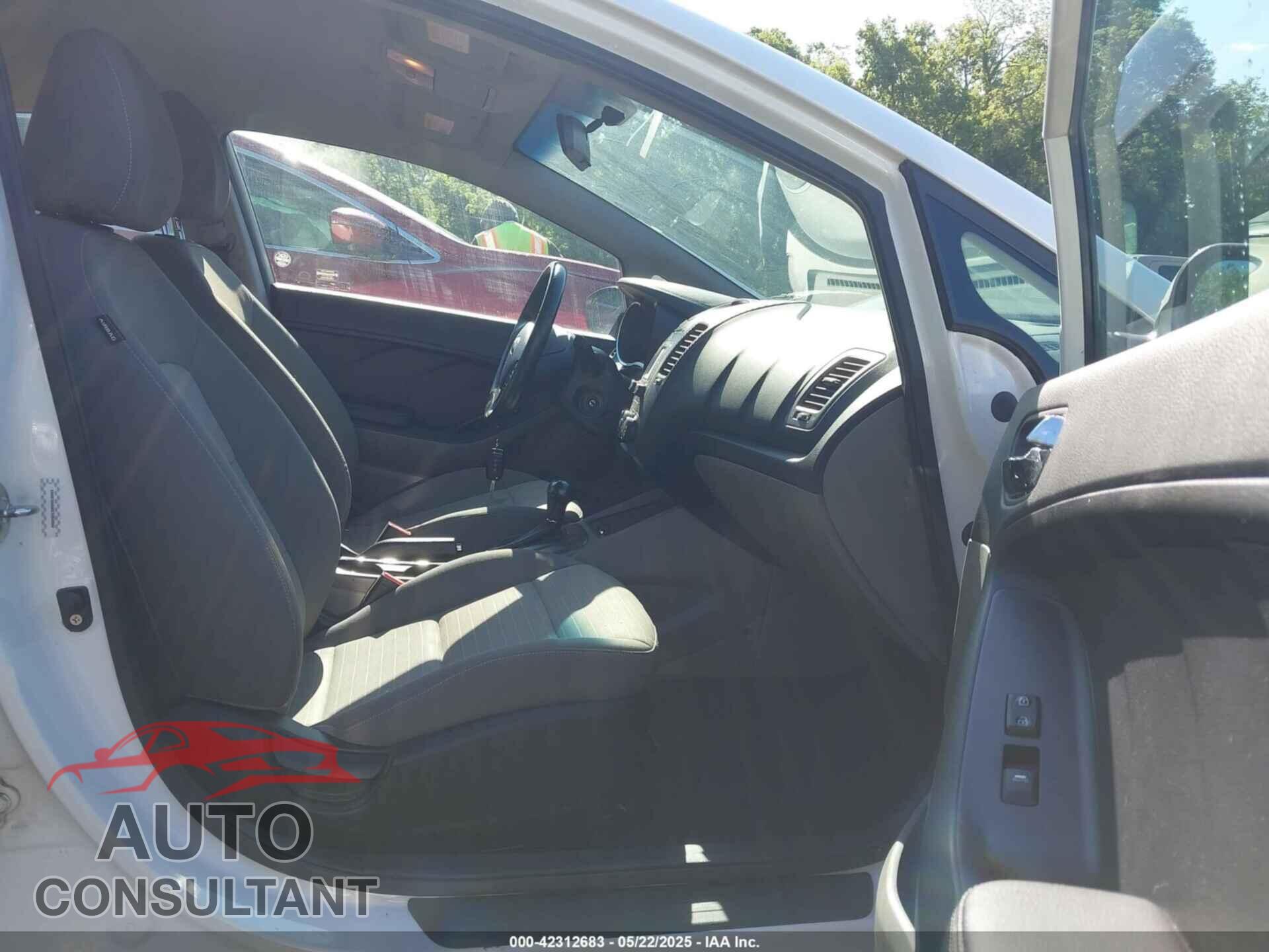 KIA FORTE 2014 - KNAFX4A89E5050968