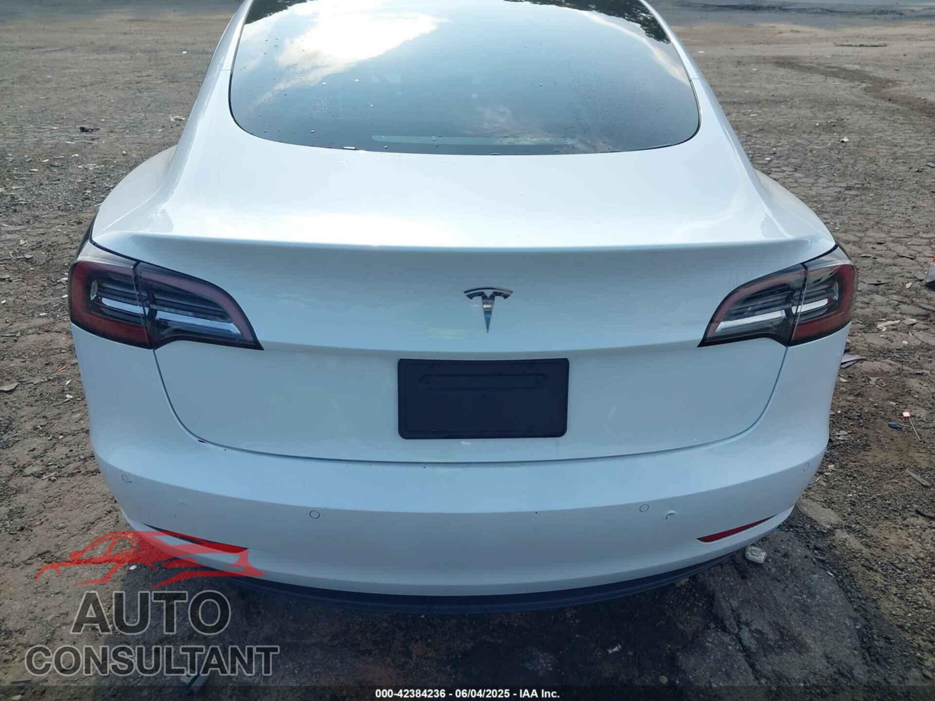 TESLA MODEL 3 2021 - 5YJ3E1EA7MF059222