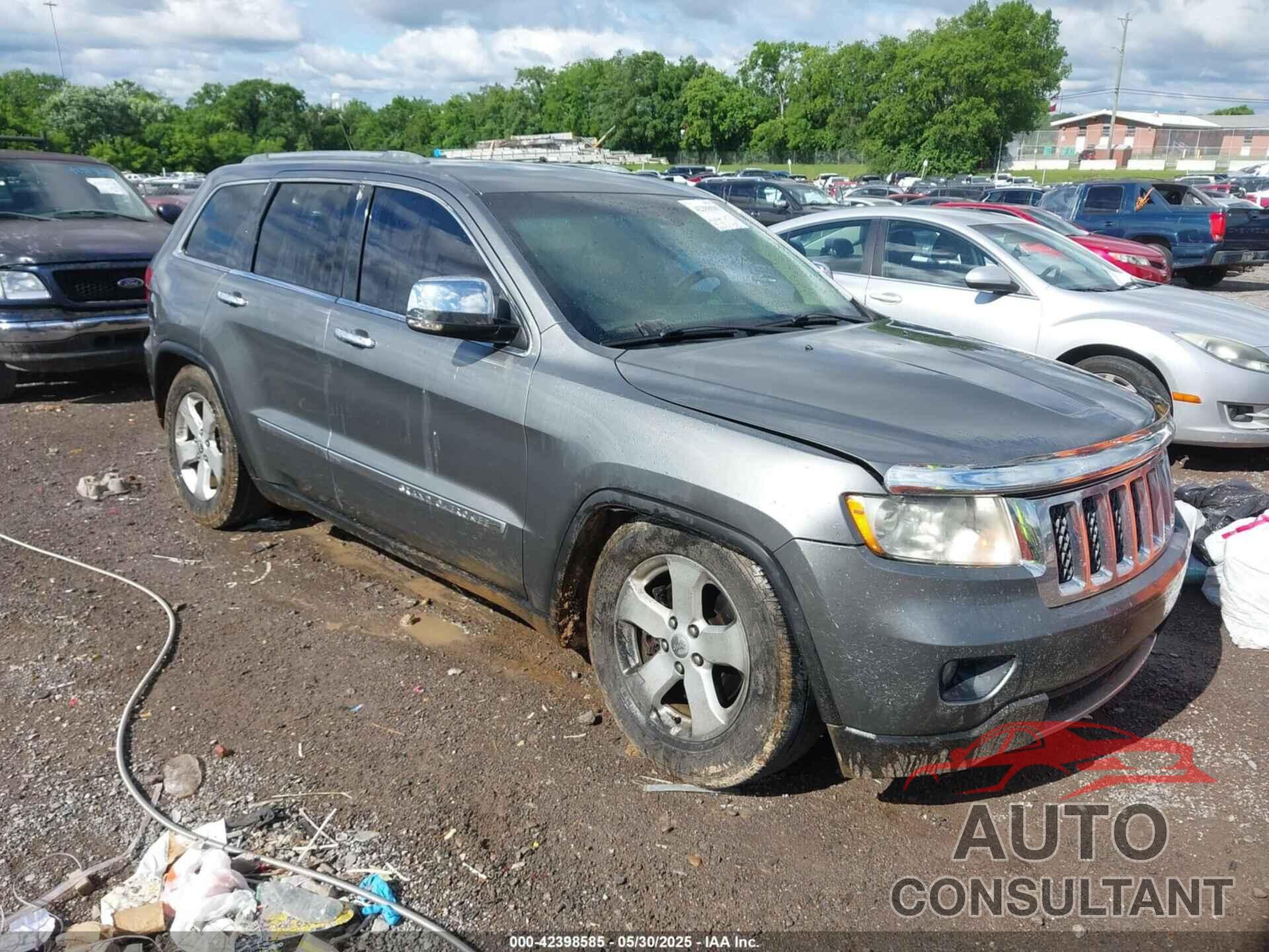 JEEP GRAND CHEROKEE 2011 - 1J4RR6GT3BC713812
