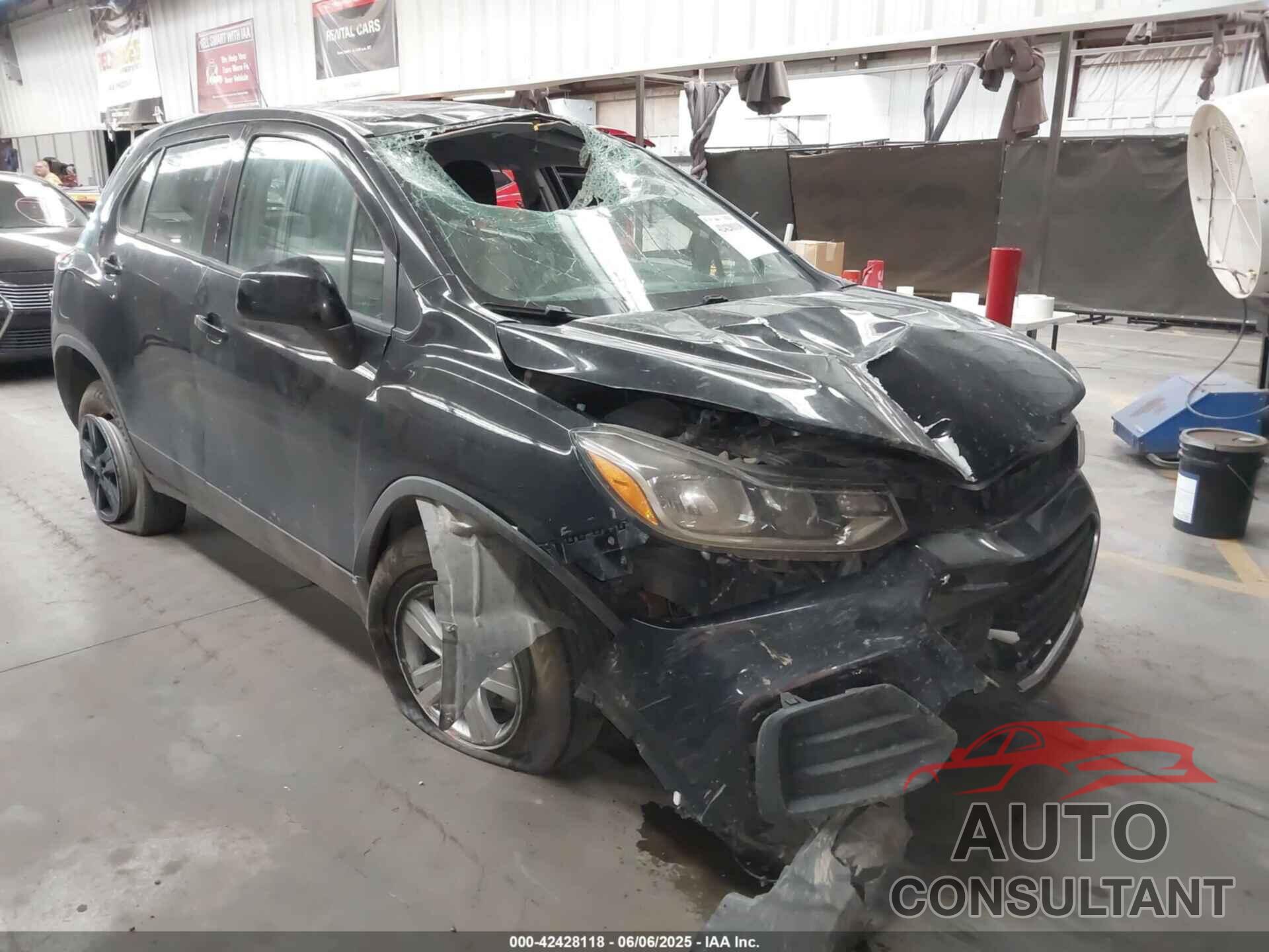 CHEVROLET TRAX 2020 - 3GNCJNSB1LL214659