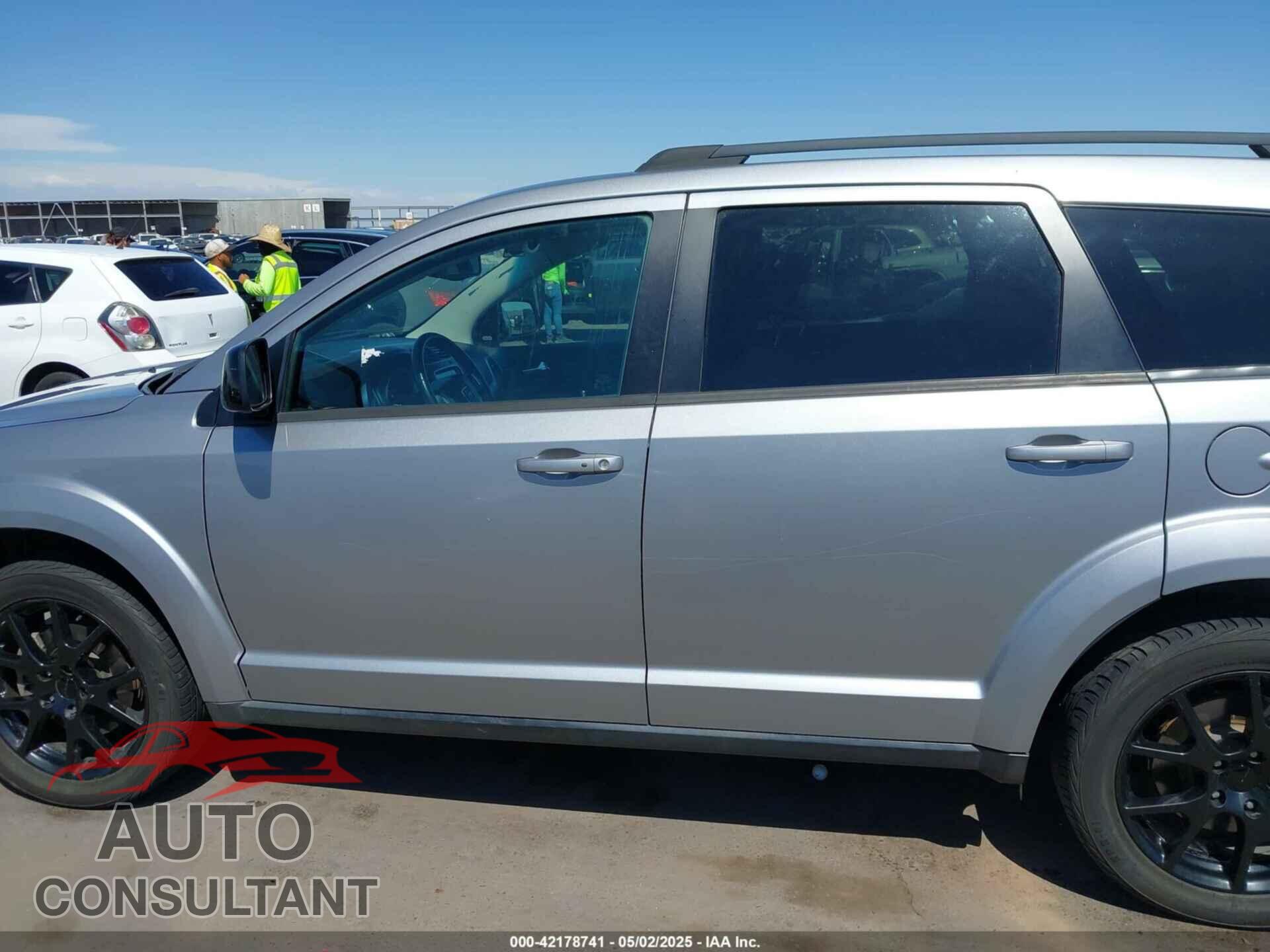DODGE JOURNEY 2015 - 3C4PDCBB2FT747985