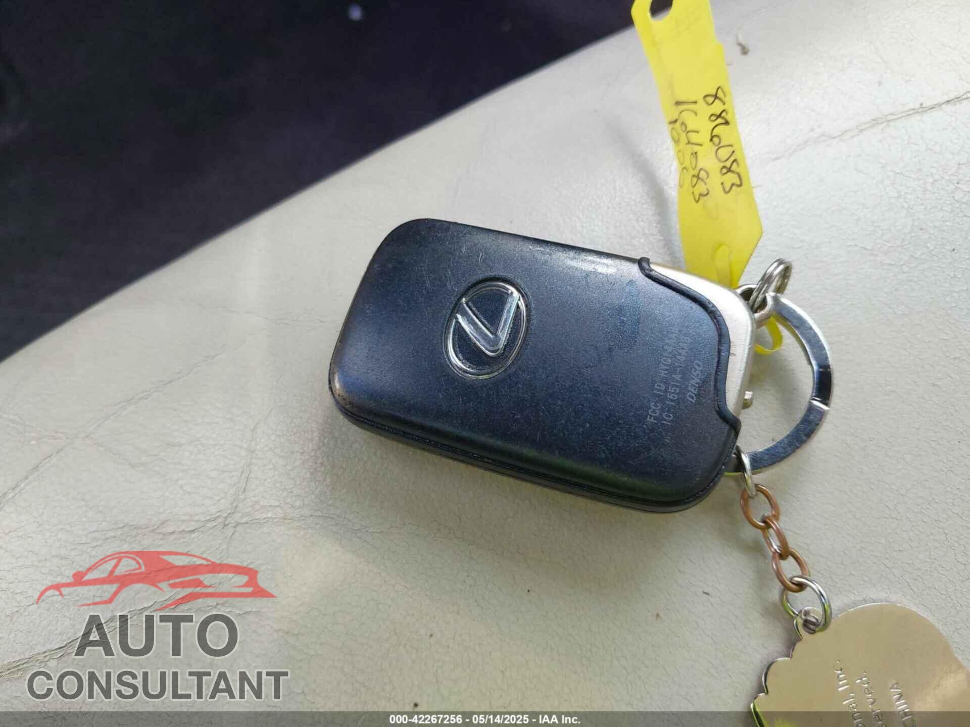 LEXUS IS 250 2011 - JTHBF5C21B2101006