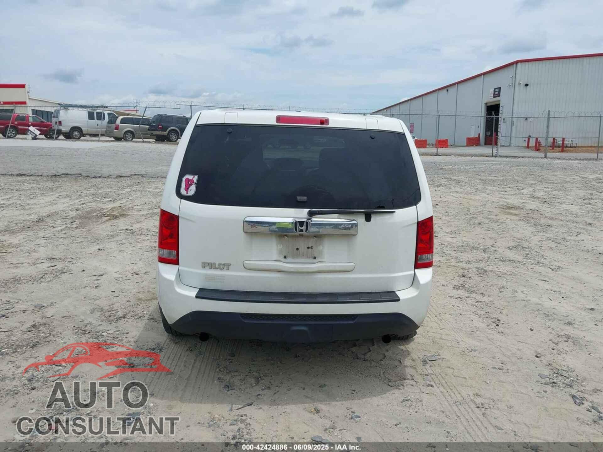 HONDA PILOT 2013 - 5FNYF3H23DB042825