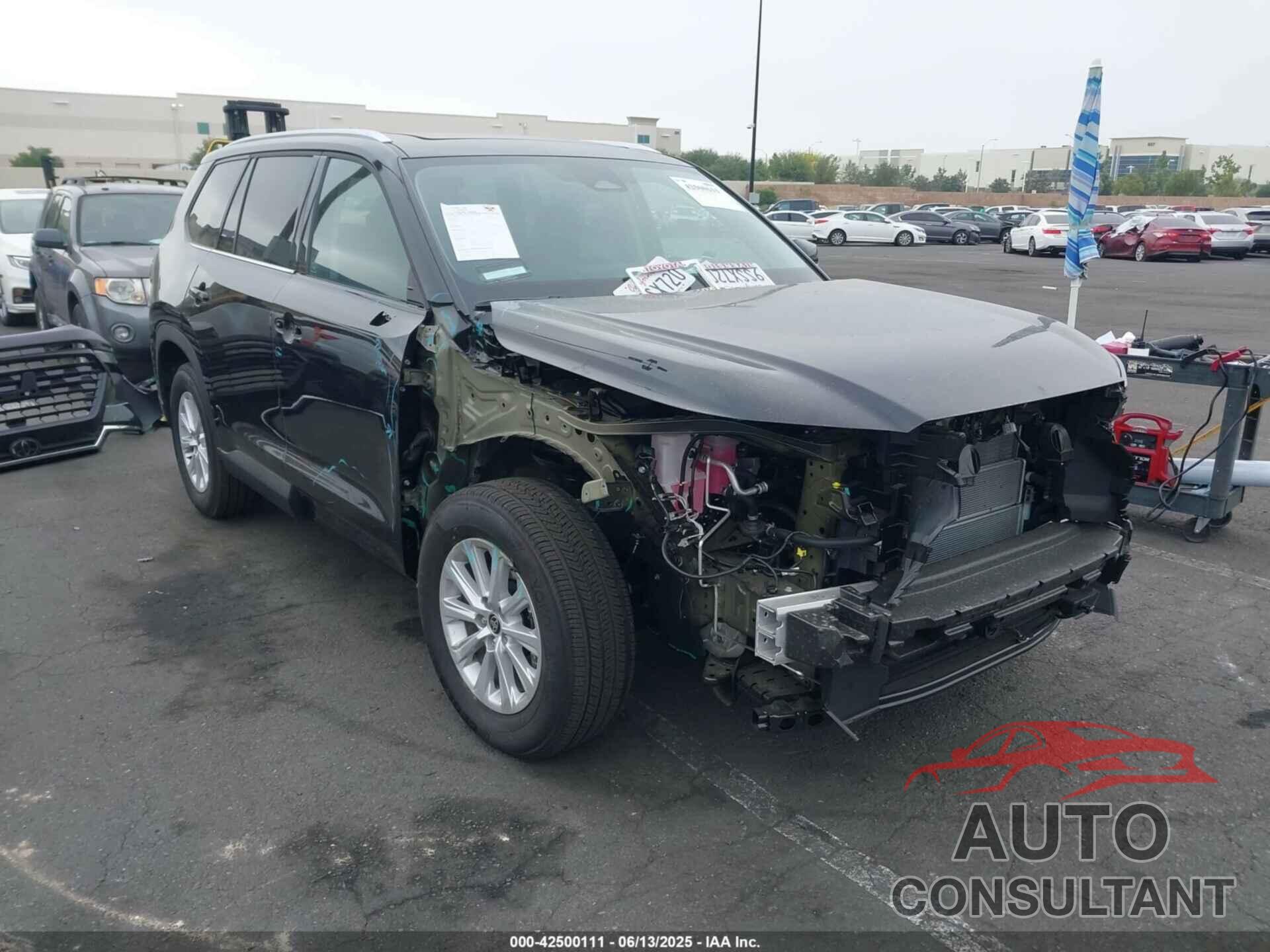 TOYOTA GRAND HIGHLANDER 2025 - 5TDACAB59SS034576