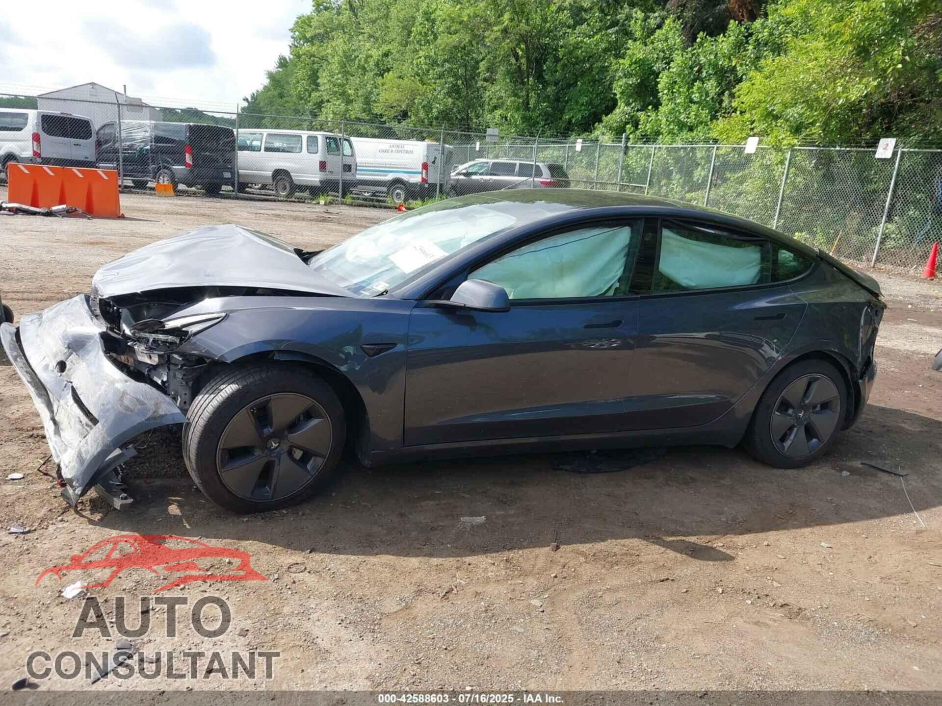 TESLA MODEL 3 2023 - 5YJ3E1EA6PF674848