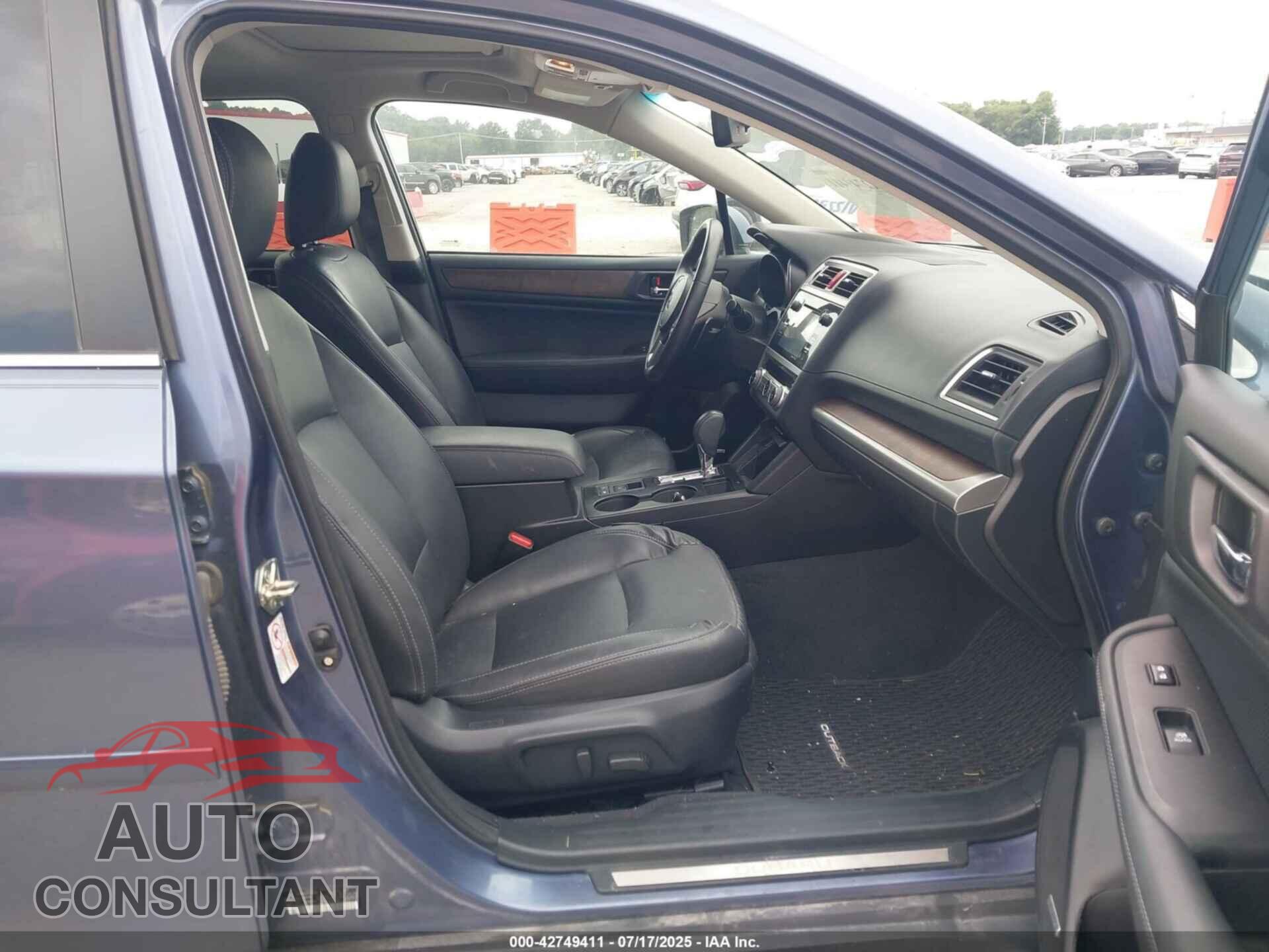 SUBARU OUTBACK 2017 - 4S4BSANC2H3216384