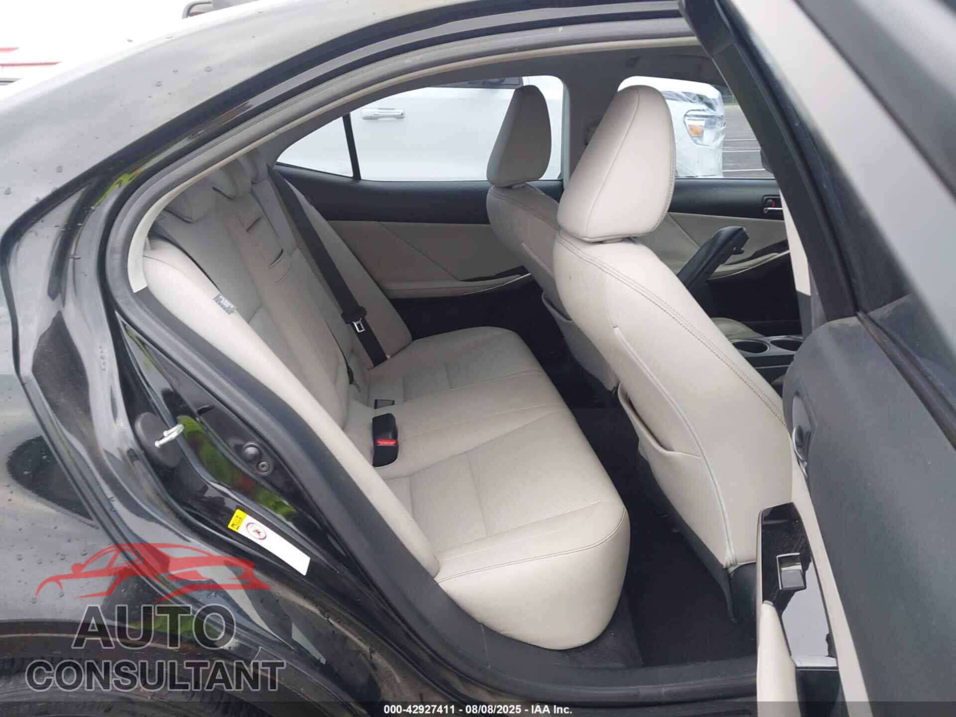 LEXUS IS 250 2015 - JTHCF1D21F5019521