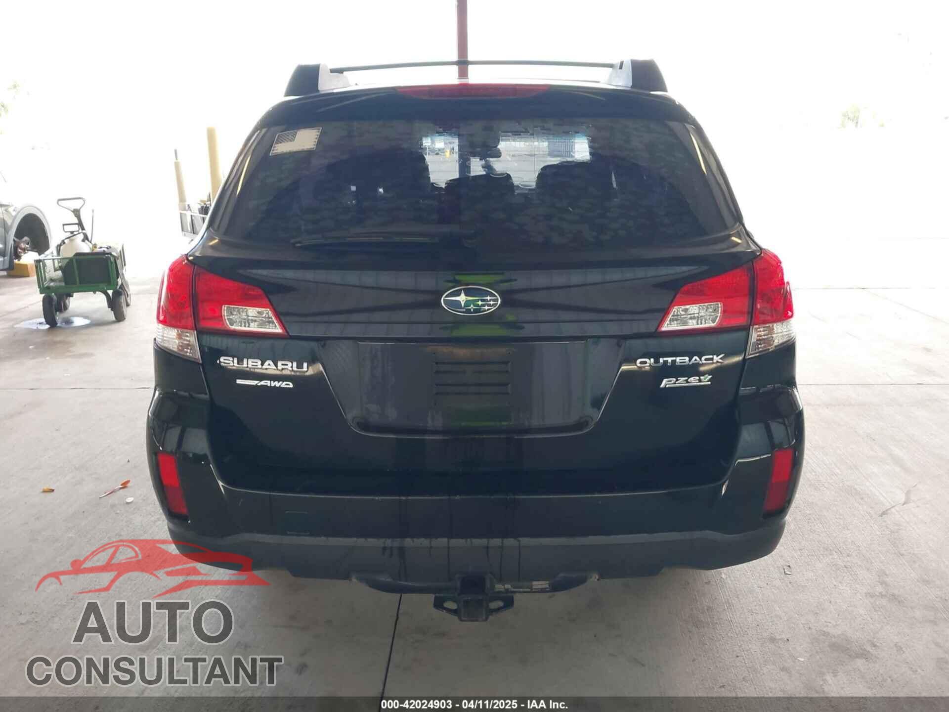 SUBARU OUTBACK 2014 - 4S4BRBAC4E3277979