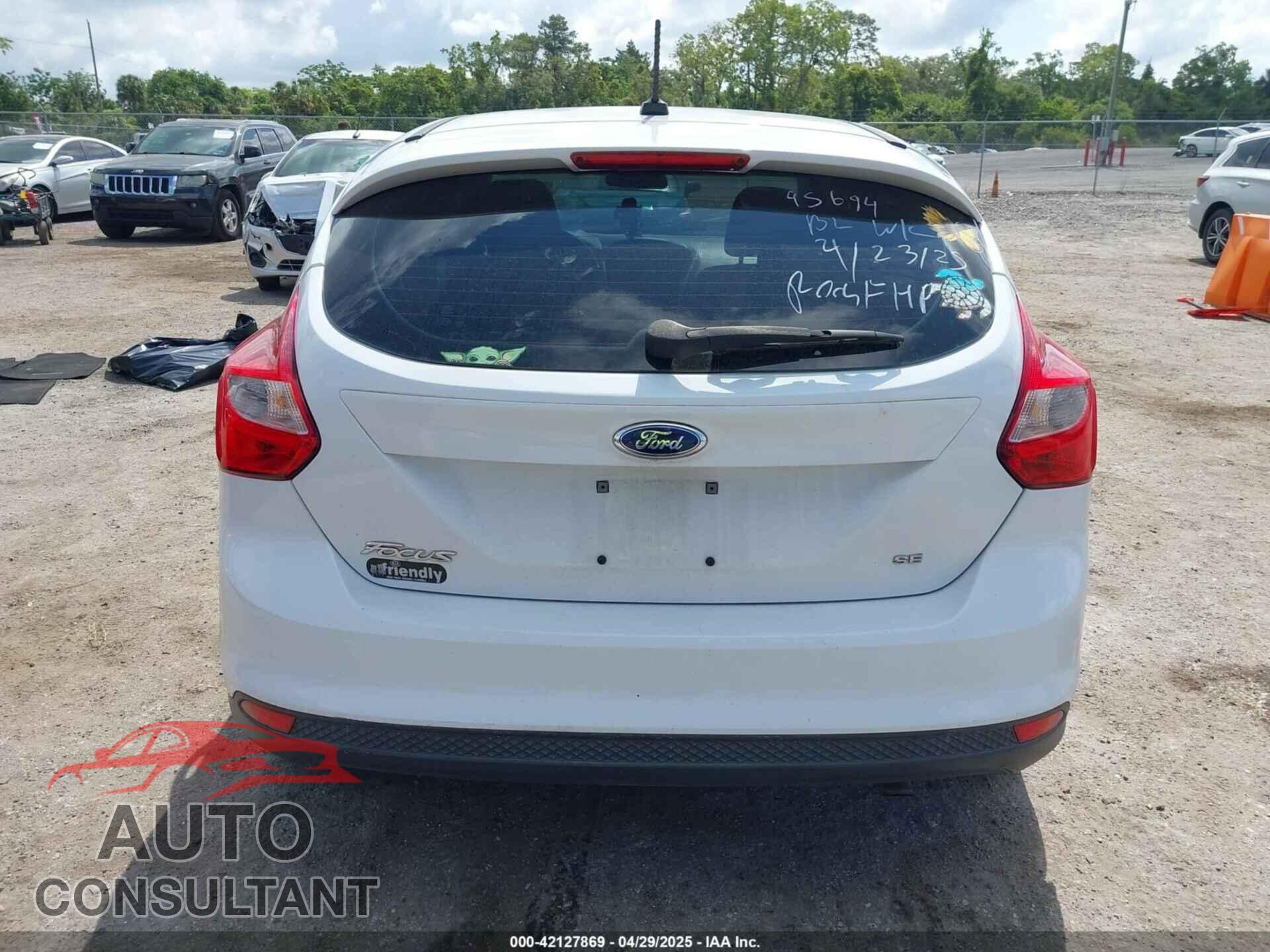 FORD FOCUS 2014 - 1FADP3K20EL336093