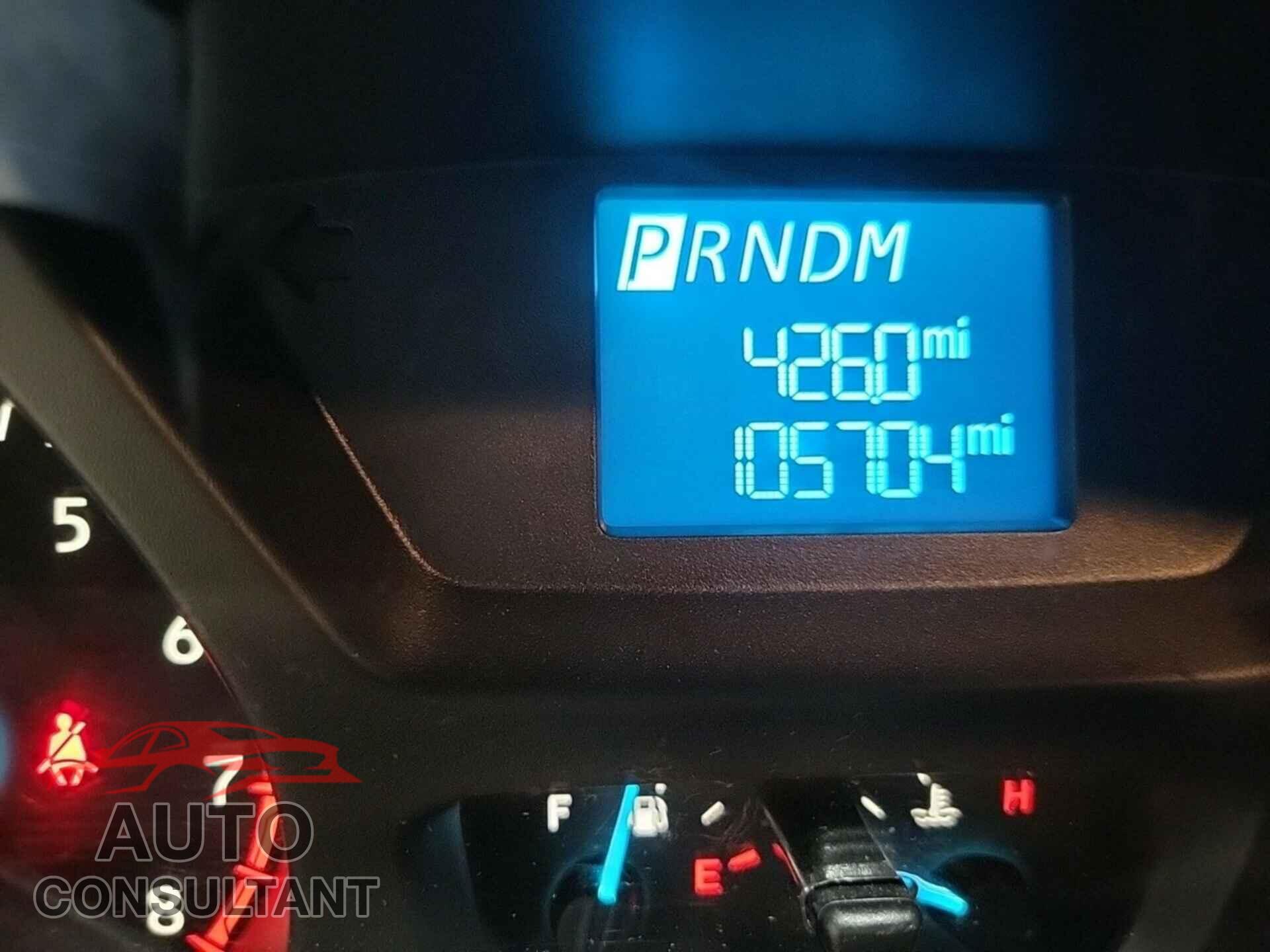 FORD TRANSIT 2018 - 1FTYE1CM2JKB28142
