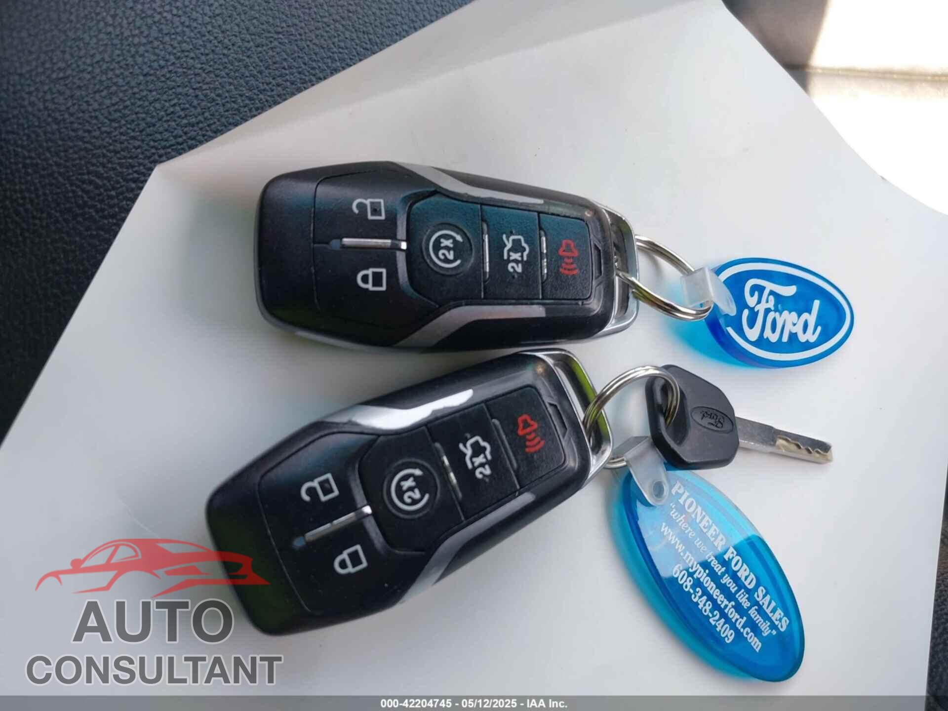 FORD EXPLORER 2017 - 1FM5K8D80HGA98038