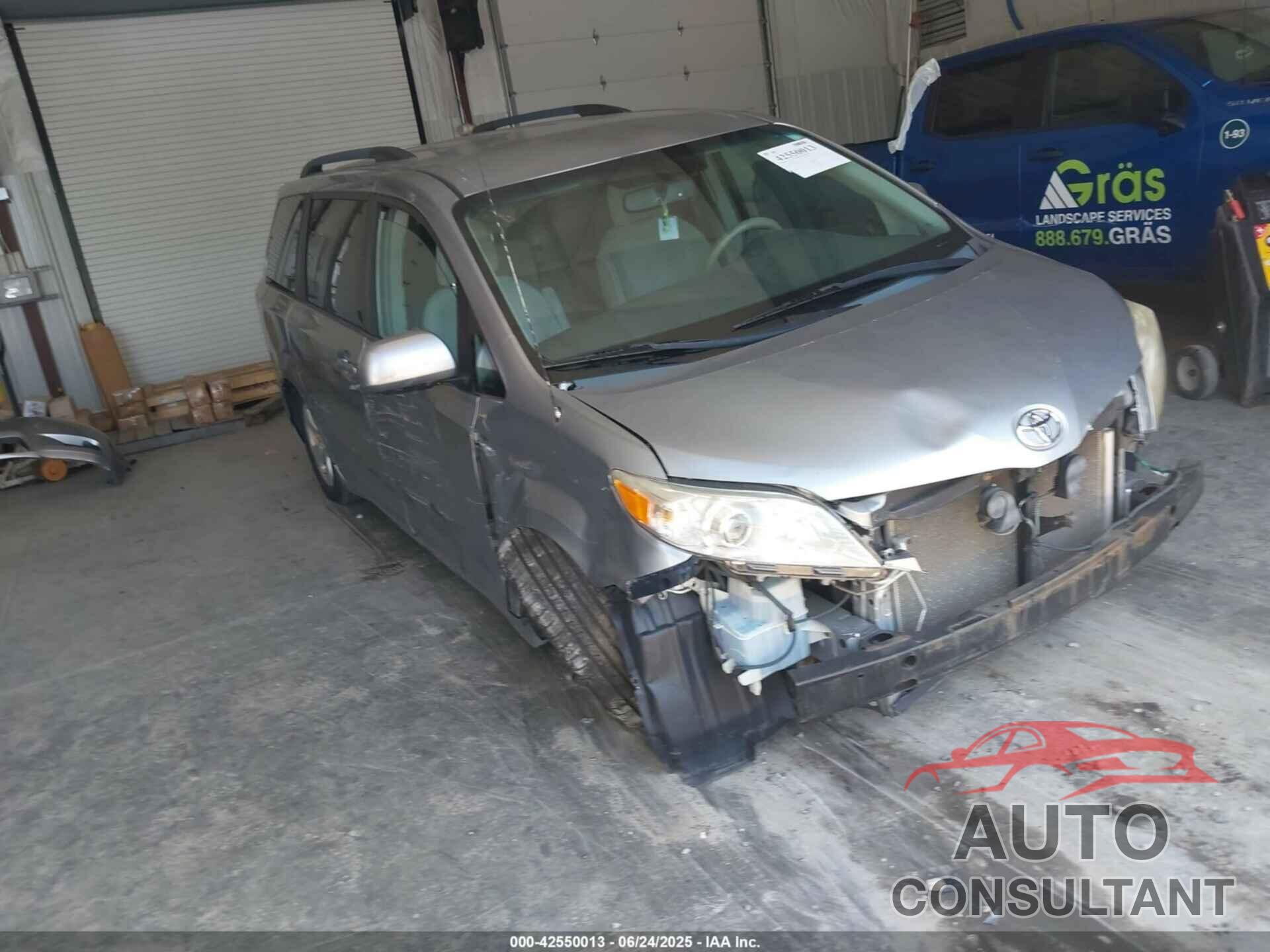 TOYOTA SIENNA 2012 - 5TDKK3DC4CS226830