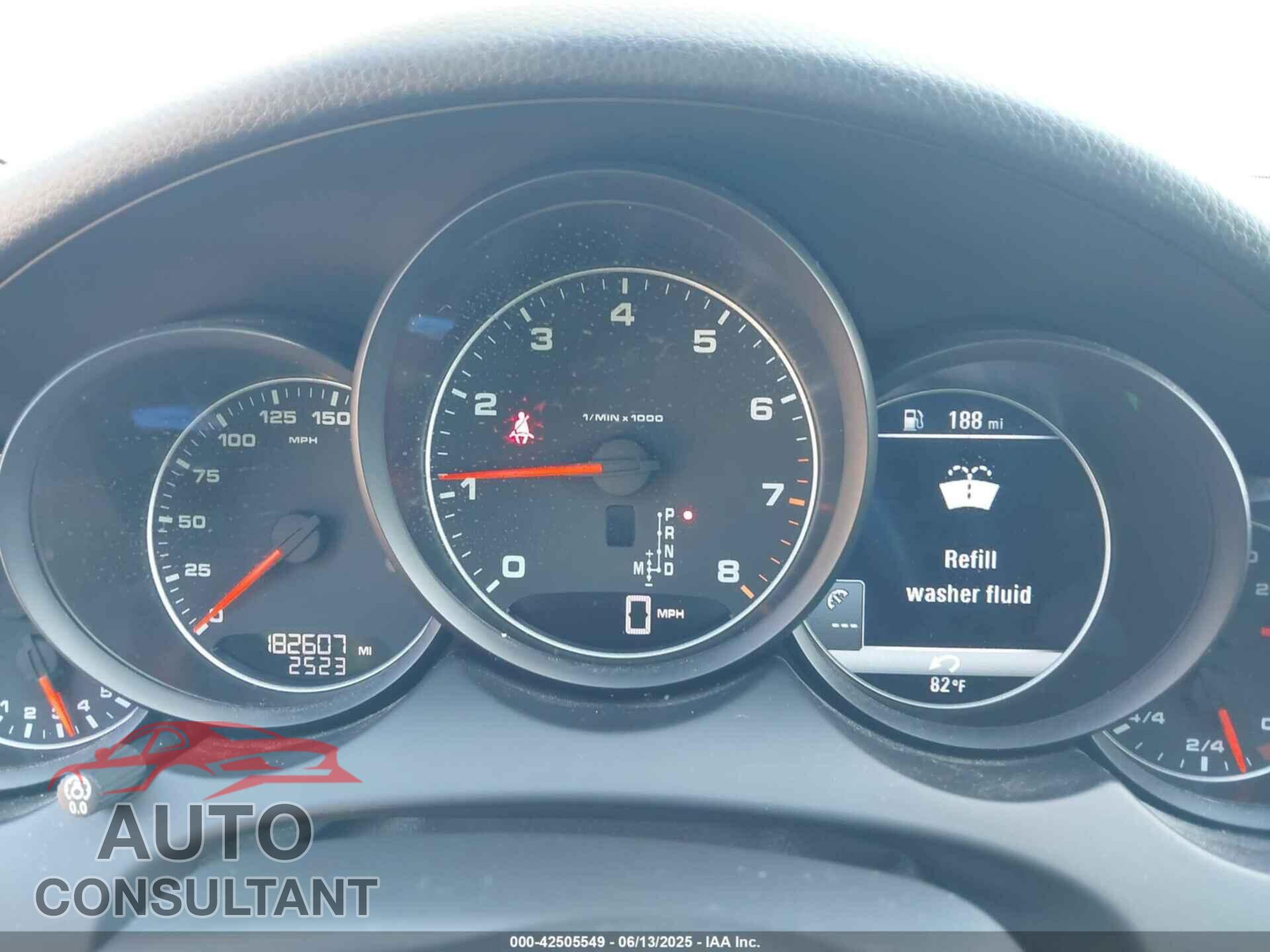 PORSCHE CAYENNE 2016 - WP1AA2A27GLA01974