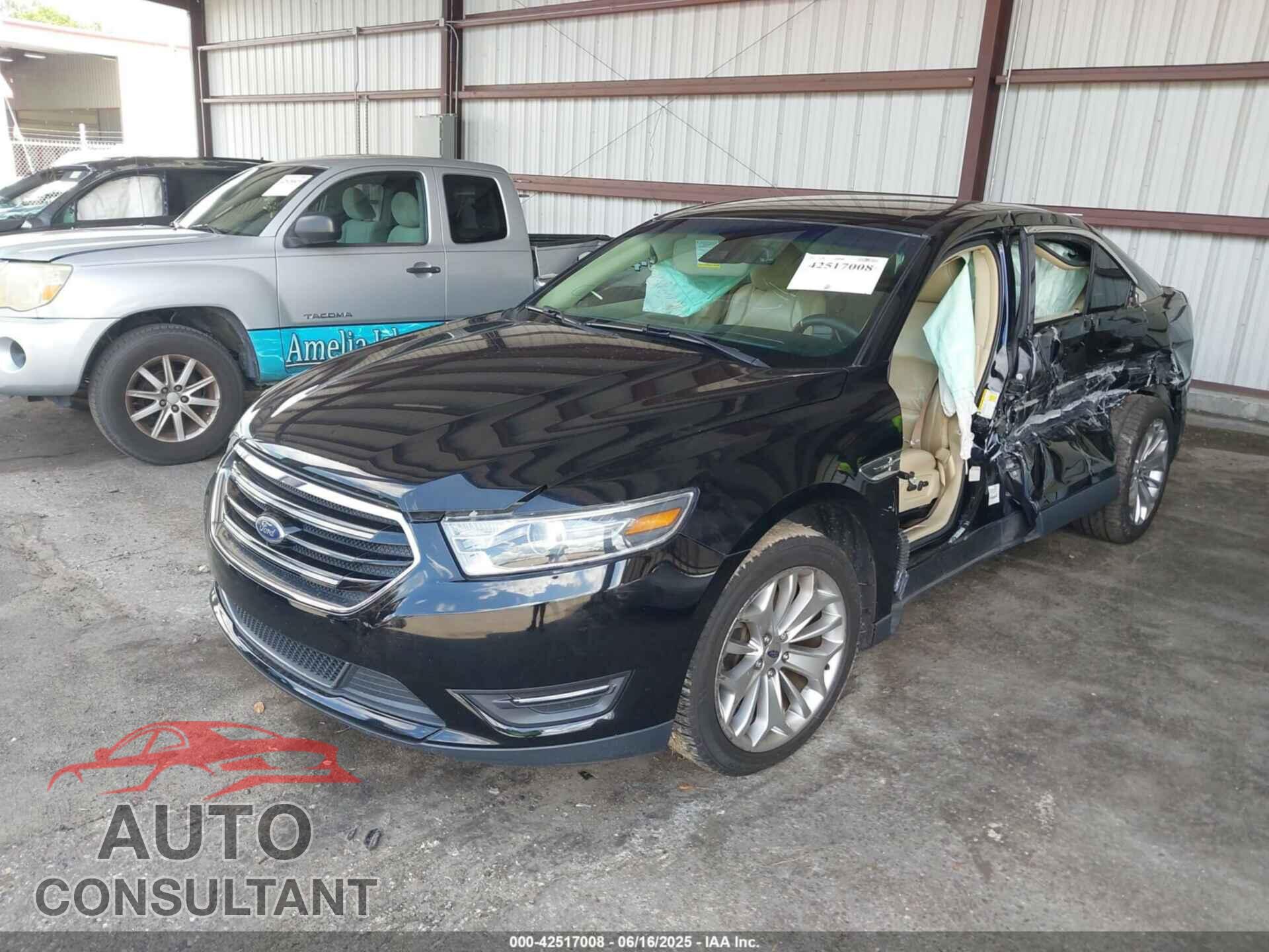 FORD TAURUS 2017 - 1FAHP2F82HG113044