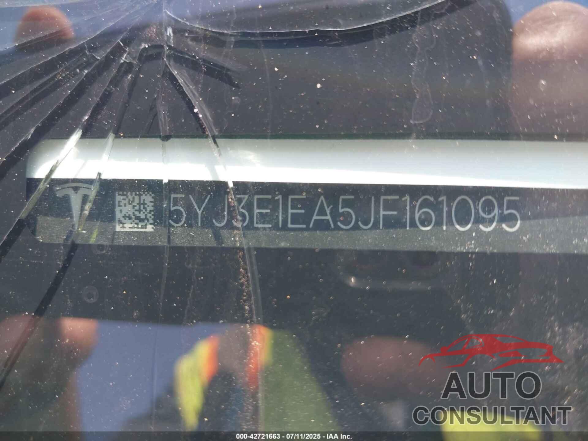 TESLA MODEL 3 2018 - 5YJ3E1EA5JF161095