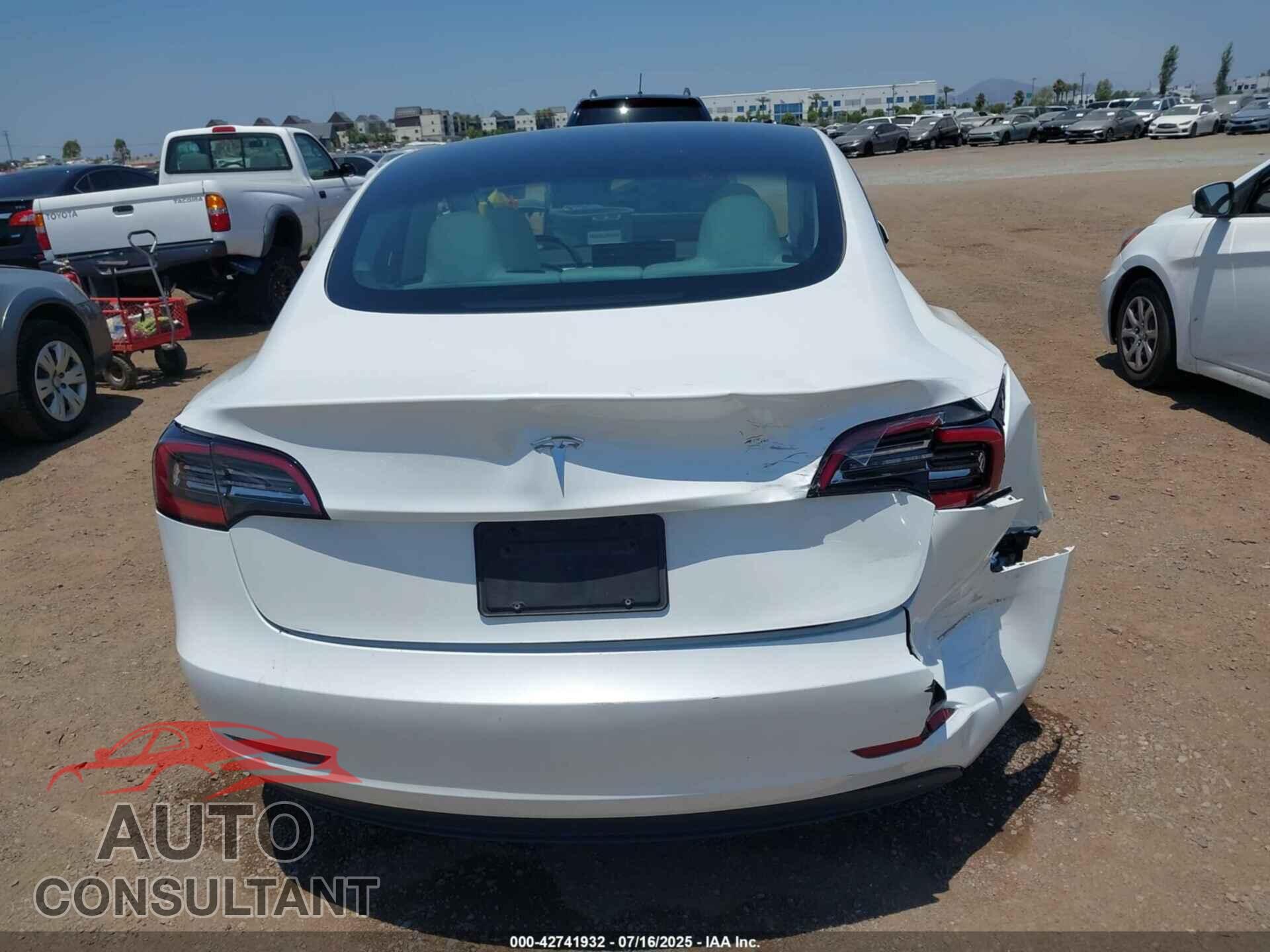 TESLA MODEL 3 2023 - 5YJ3E1EA8PF486056