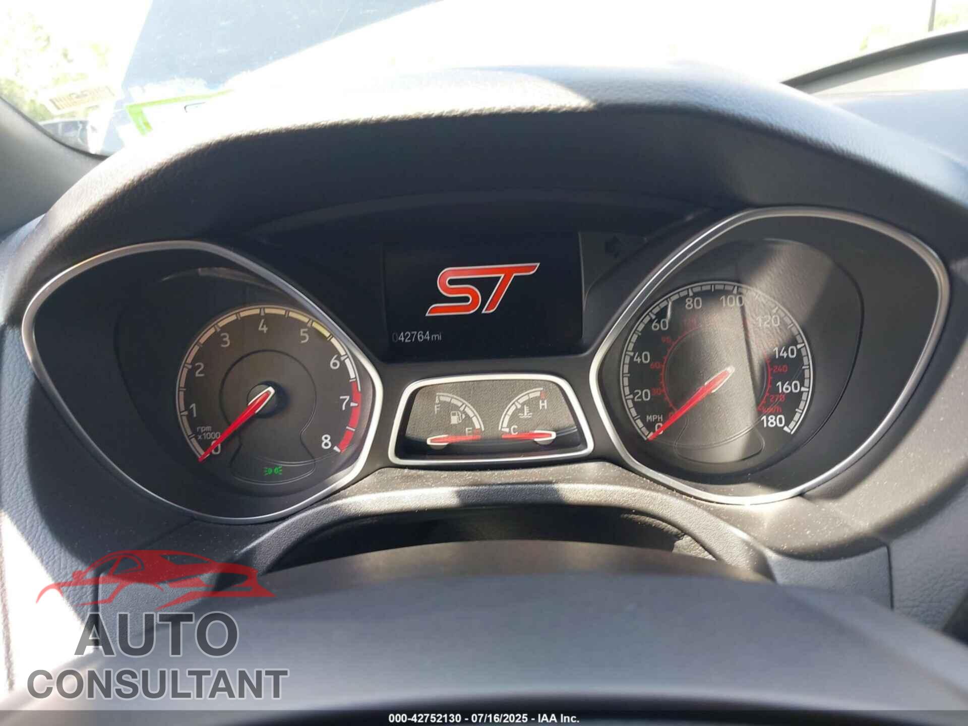FORD FOCUS ST 2017 - 1FADP3L97HL326547