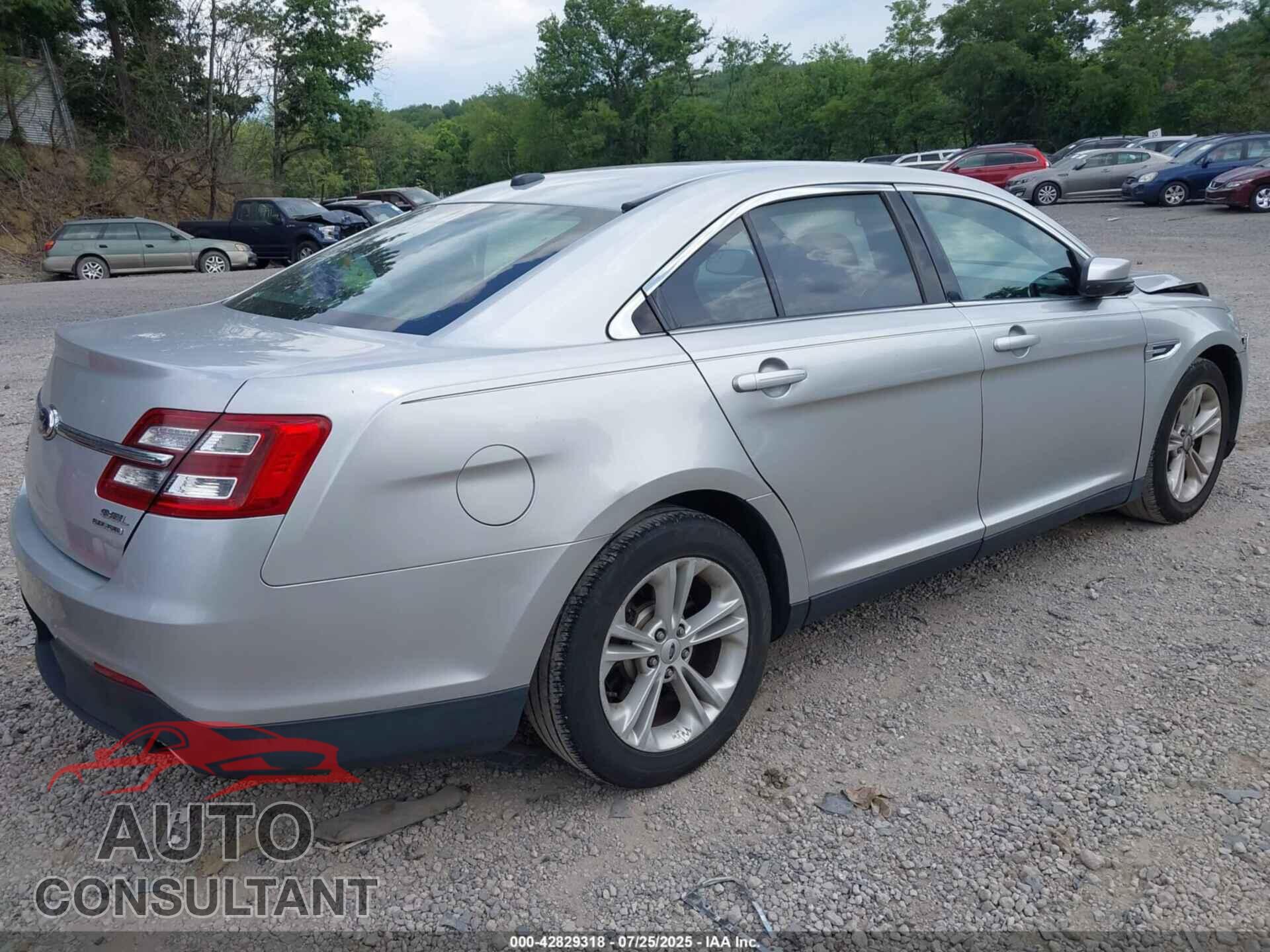 FORD TAURUS 2014 - 1FAHP2E88EG179076