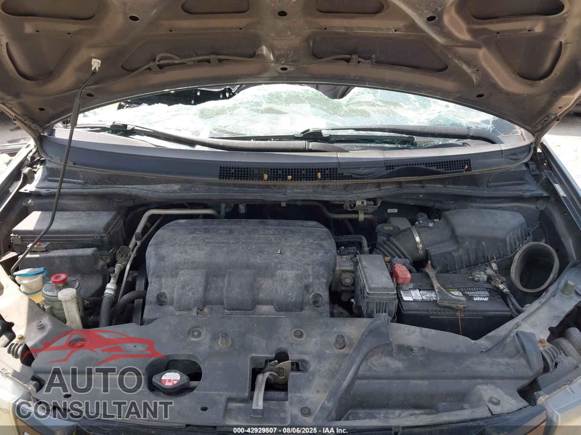 HONDA ODYSSEY 2015 - 5FNRL5H69FB124850