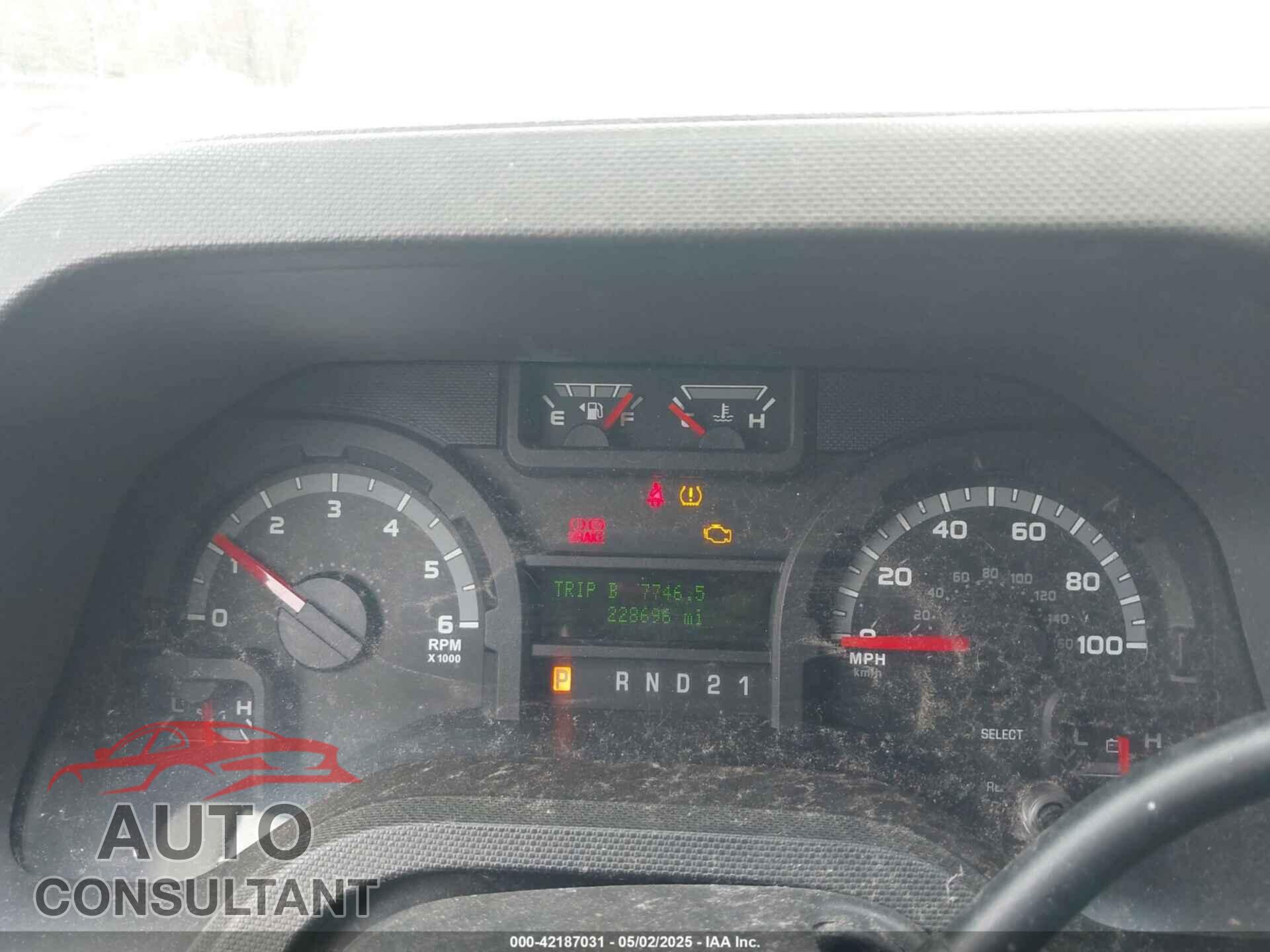 FORD E-350 SUPER DUTY 2014 - 1FBNE3BL4EDA97935