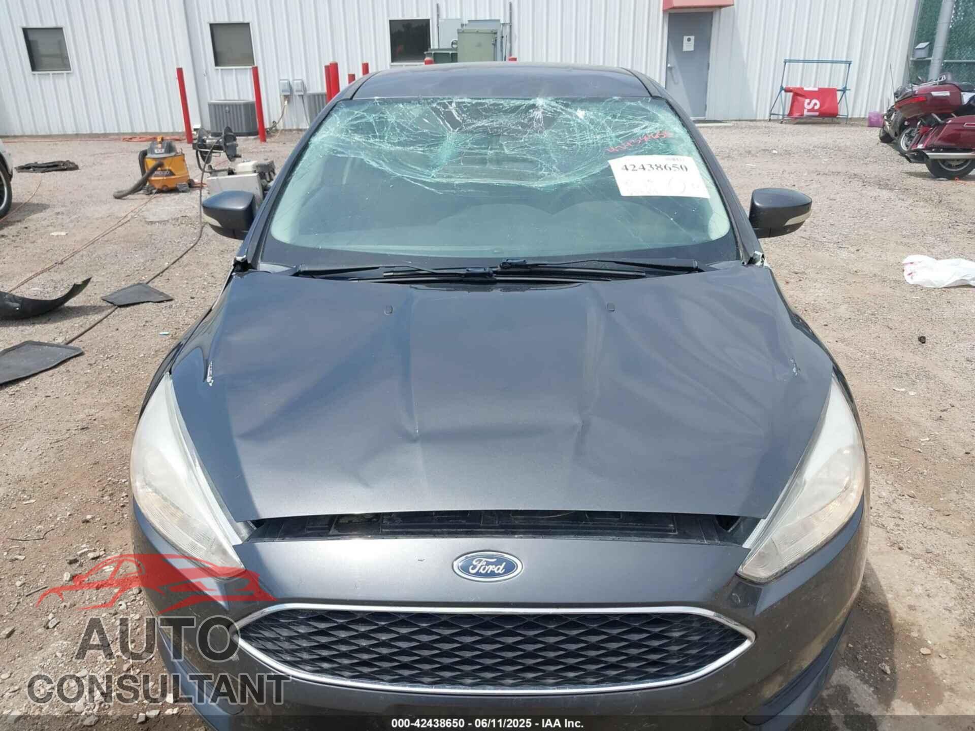 FORD FOCUS 2016 - 1FADP3F21GL387227