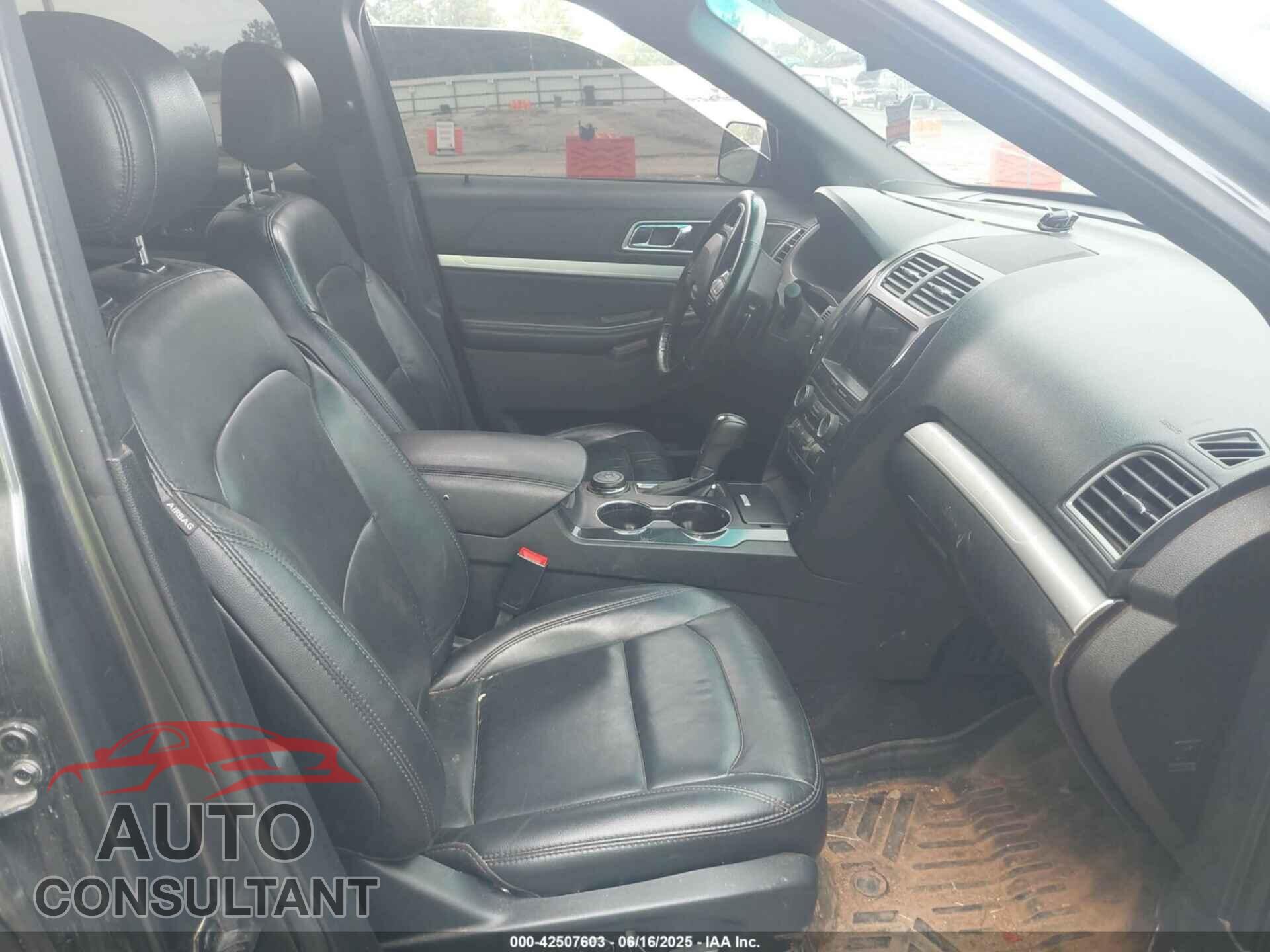 FORD EXPLORER 2017 - 1FM5K8DH4HGB42445