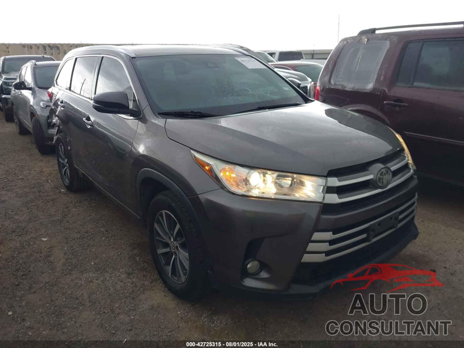 TOYOTA HIGHLANDER 2018 - 5TDKZRFH1JS263662